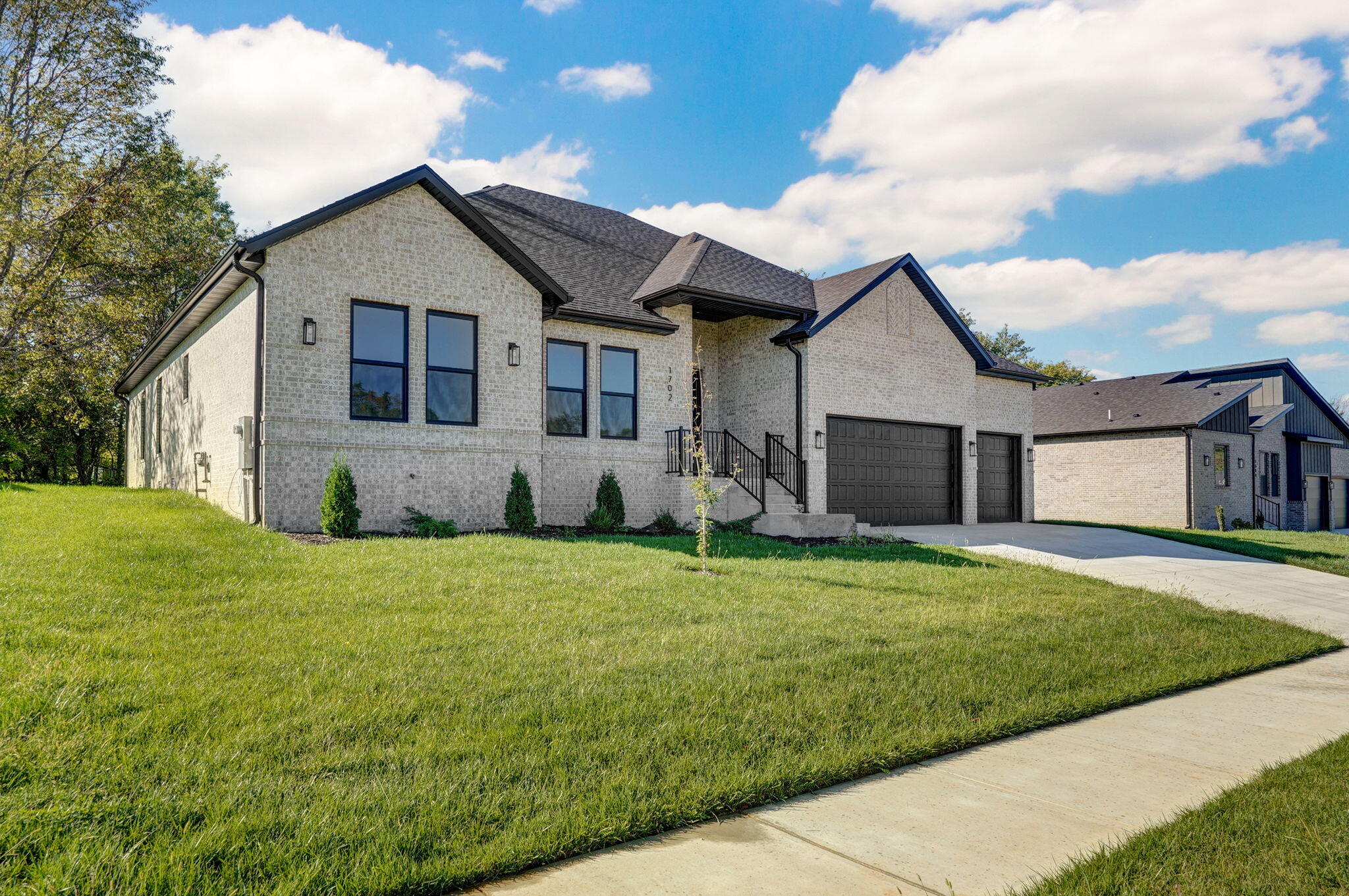 1702 East Cobblestone Drive Property Photo 47