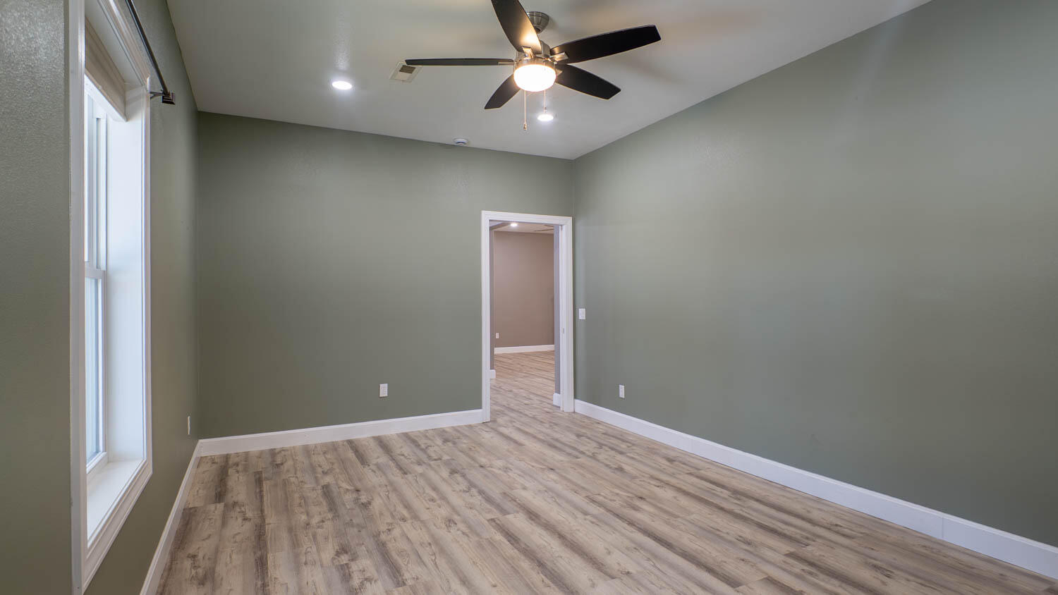 312 Earl Street Property Photo 19