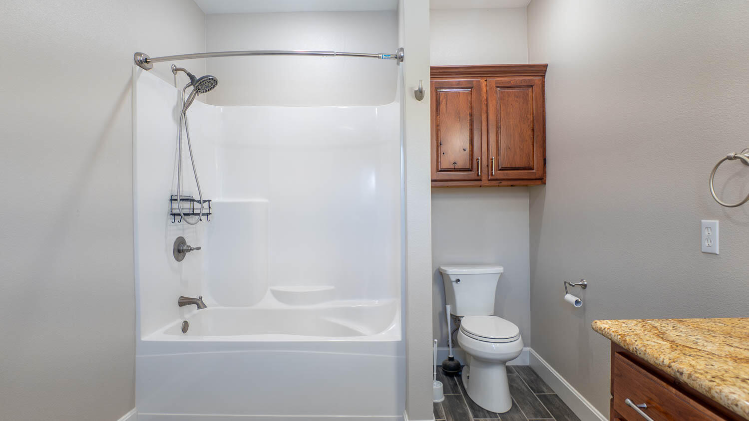 312 Earl Street Property Photo 21