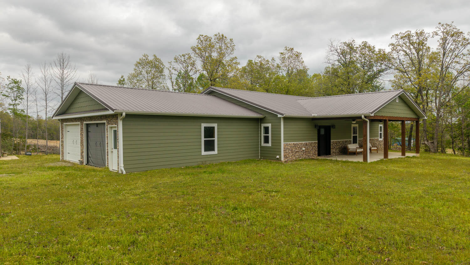 312 Earl Street Property Photo 40