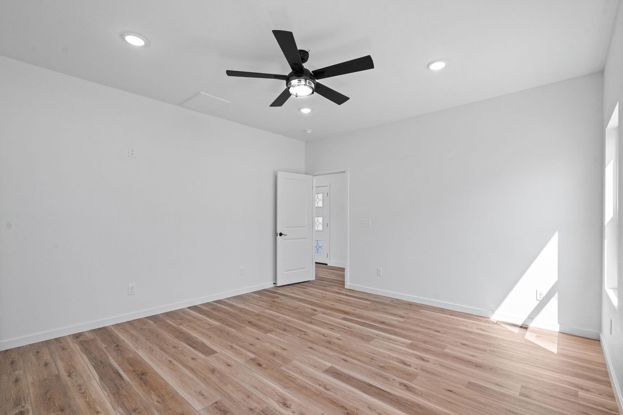 136 East Kelce Lane Property Photo 21