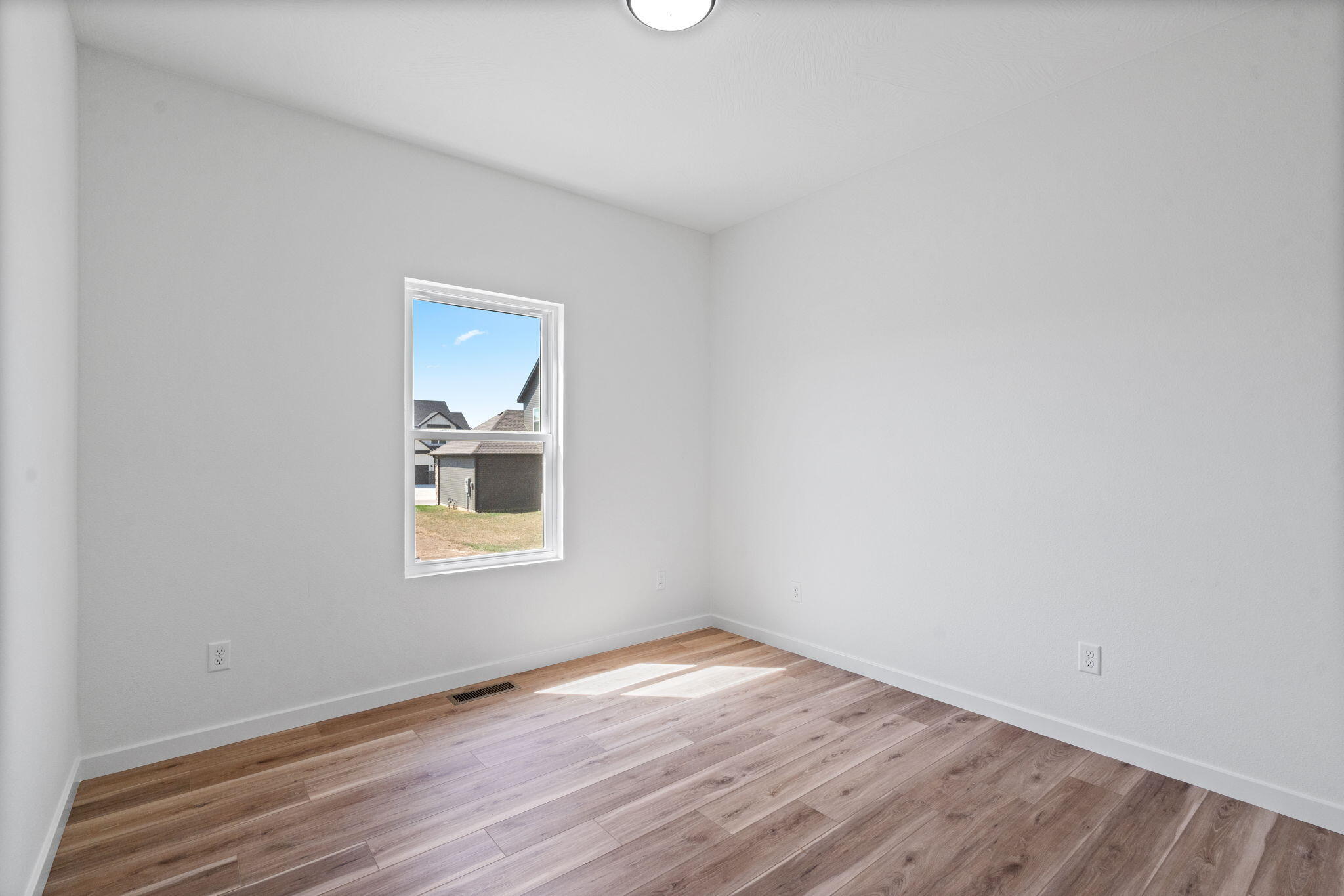 136 East Kelce Lane Property Photo 30