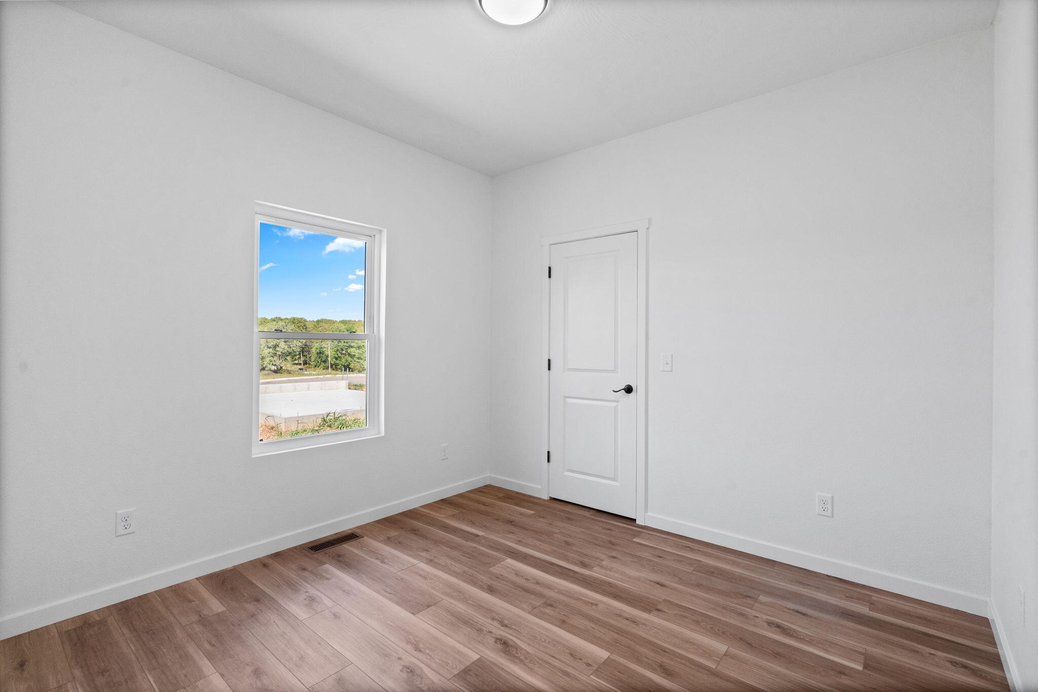 136 East Kelce Lane Property Photo 32
