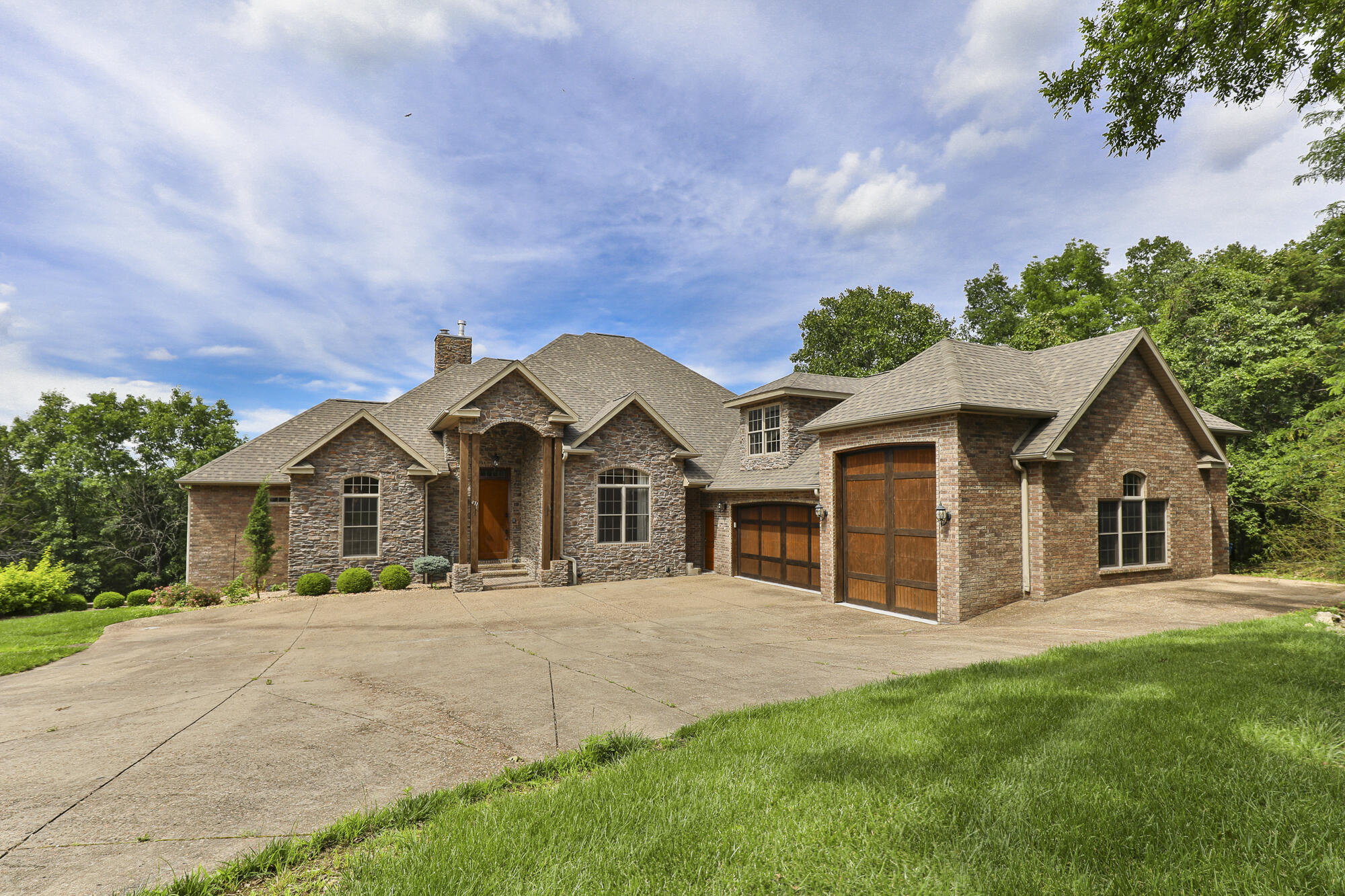 471 Arizona Drive Property Photo 1