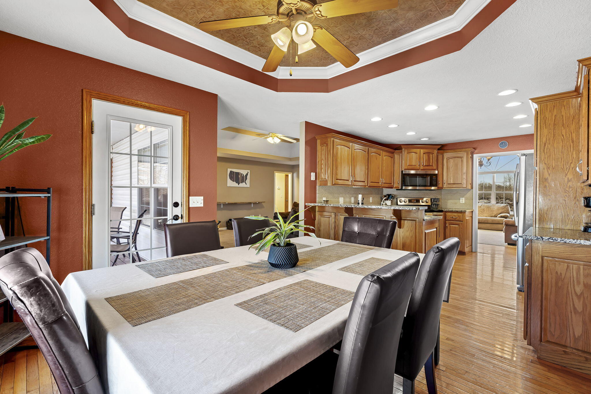 605 Moon Valley Road Property Photo 8