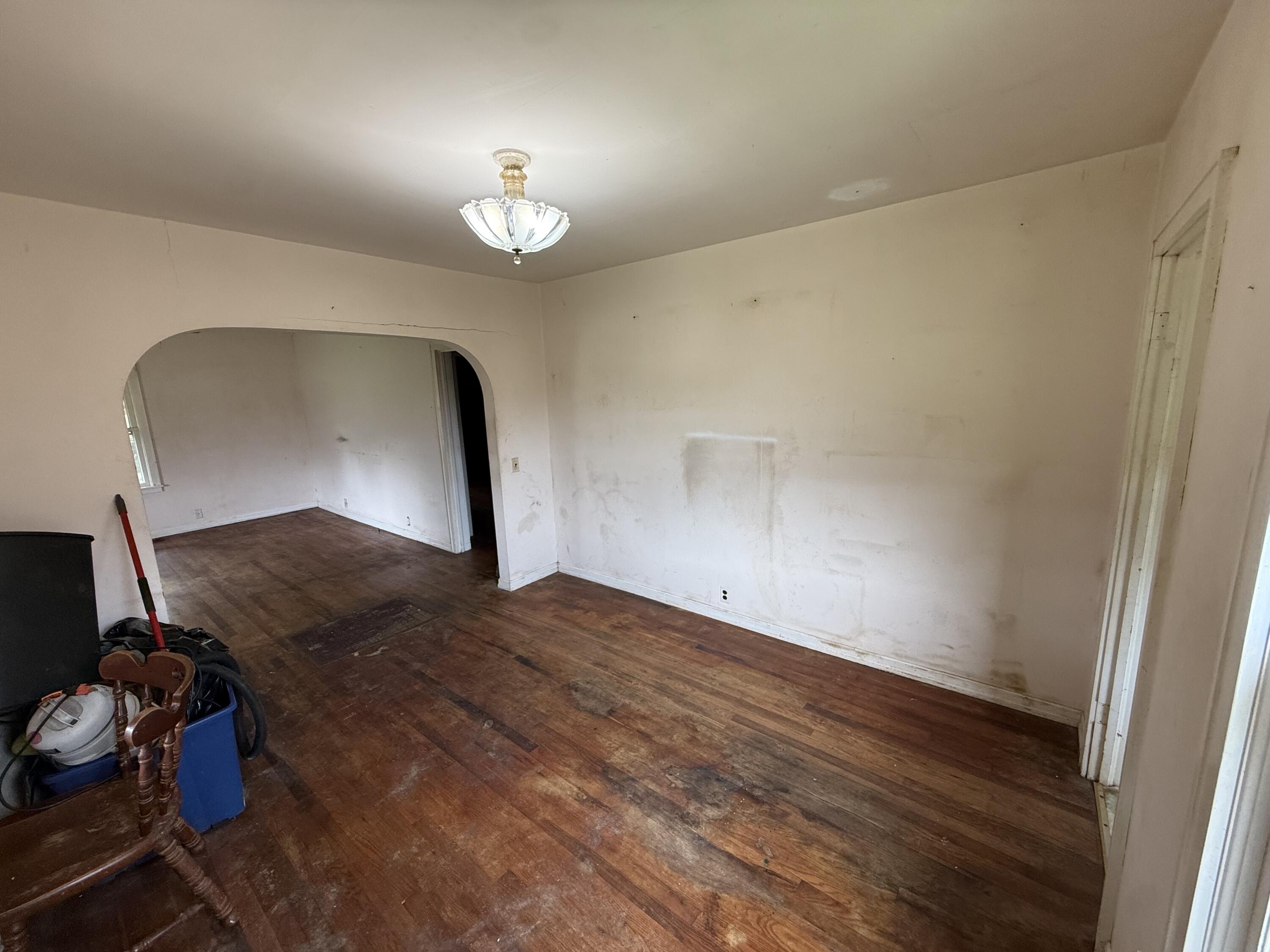 407 South College Avenue Property Photo 10