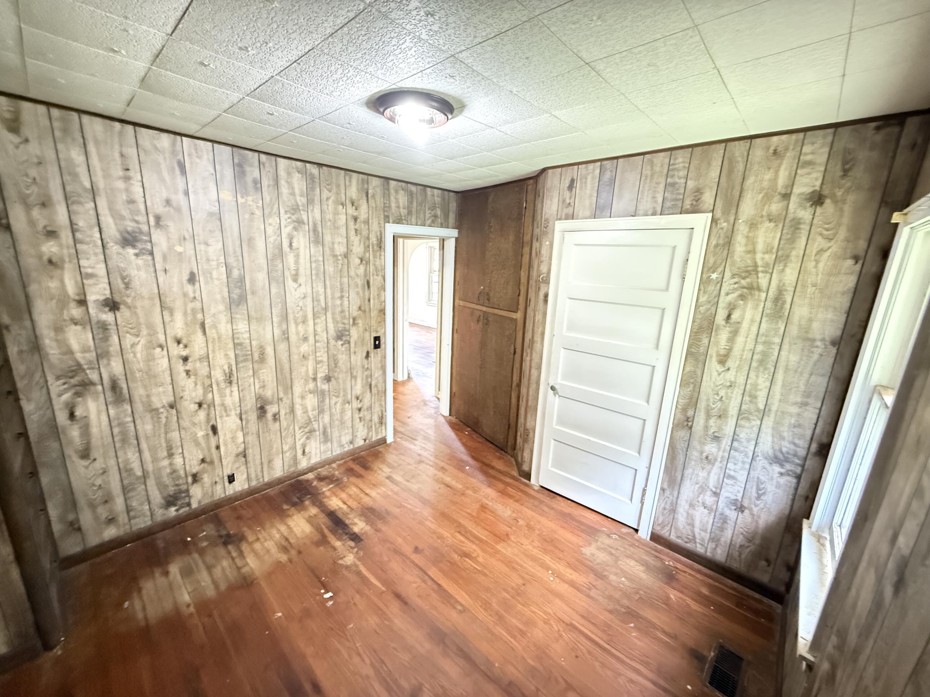 407 South College Avenue Property Photo 16