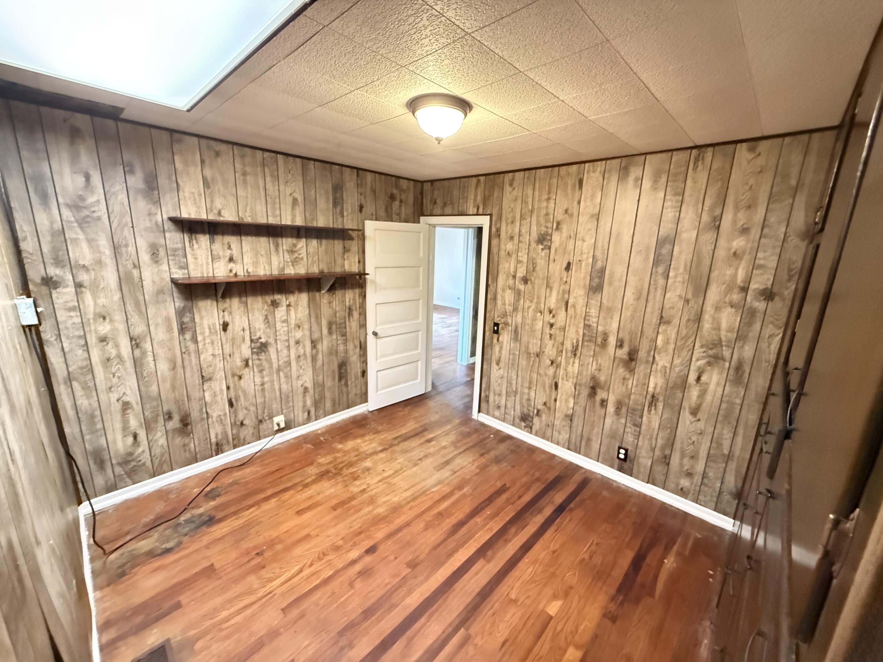 407 South College Avenue Property Photo 18