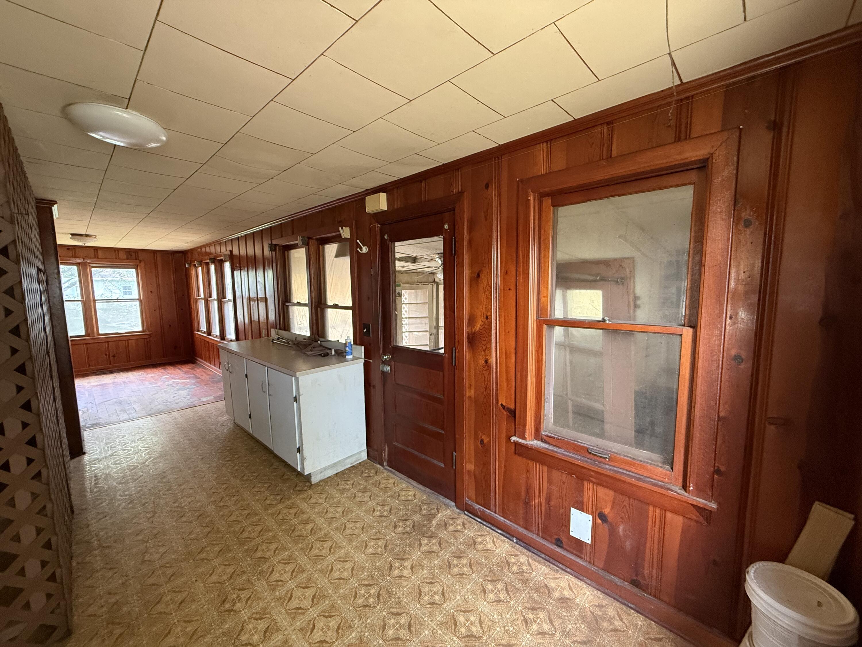 407 South College Avenue Property Photo 22