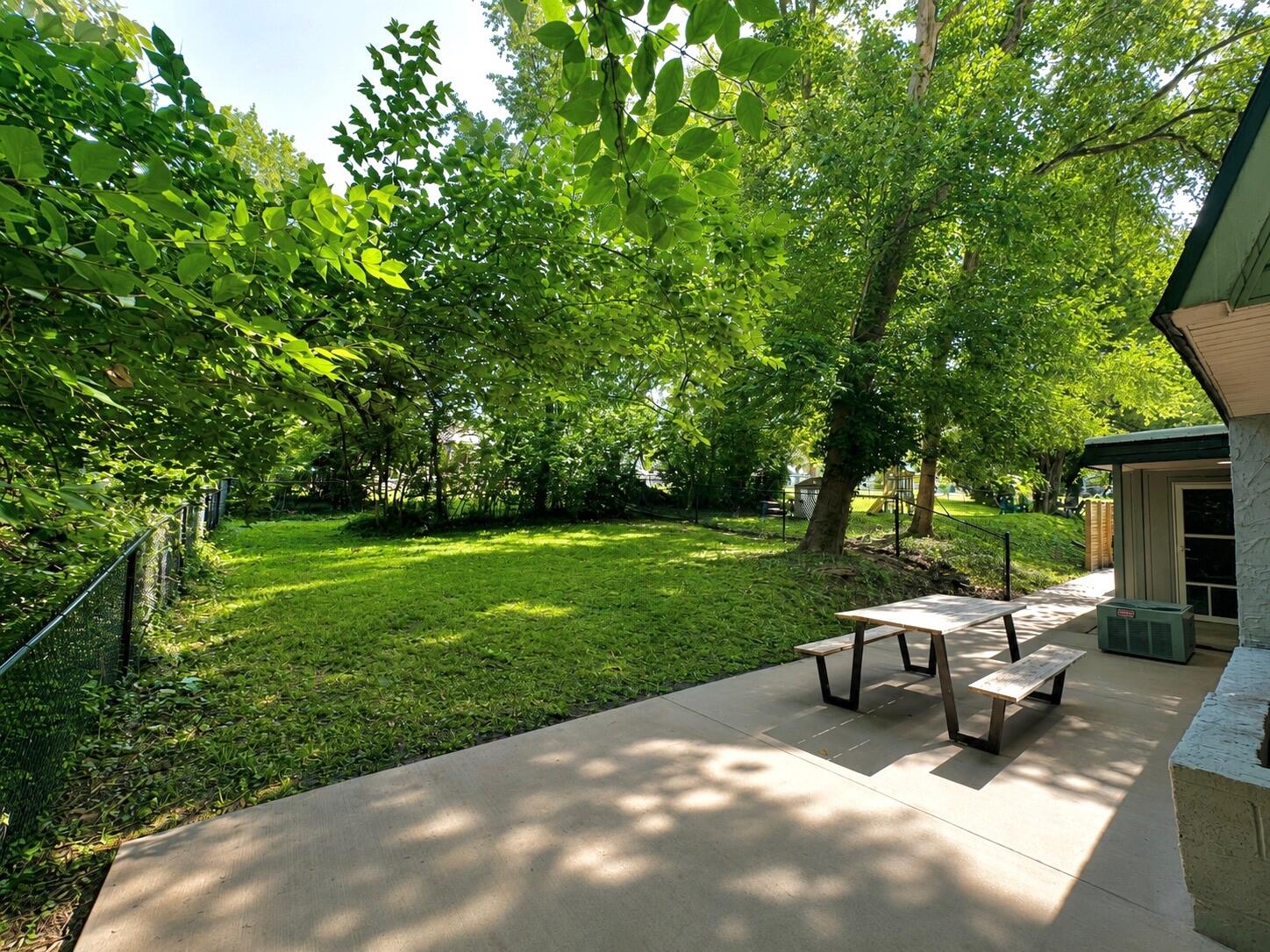 3555 South Mentor Avenue Property Photo 35
