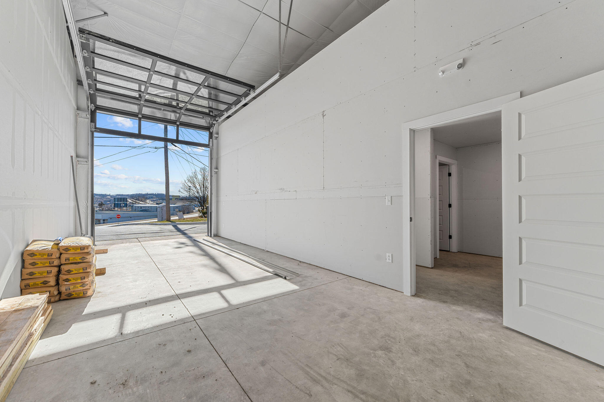201 Blue Sky Lane 567 Property Photo 15