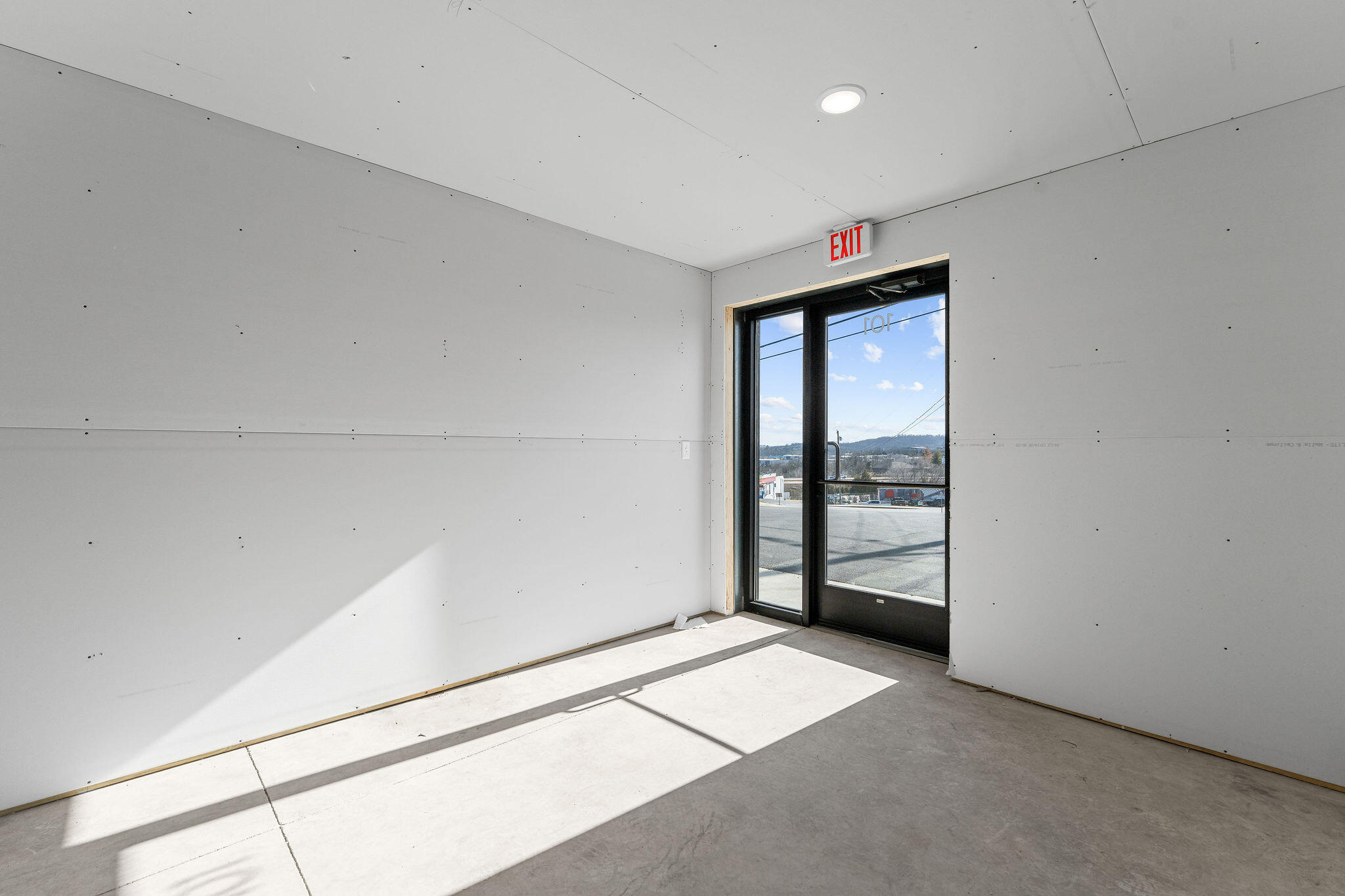 201 Blue Sky Lane 34 Property Photo 6