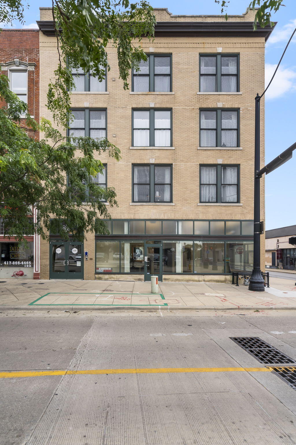 324 Park Central West Property Photo 4