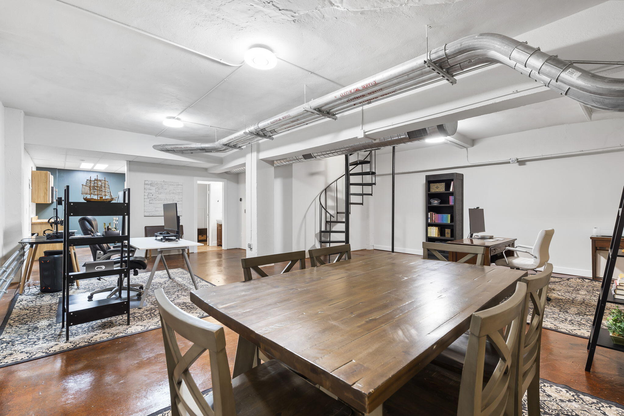 324 Park Central West Property Photo 18