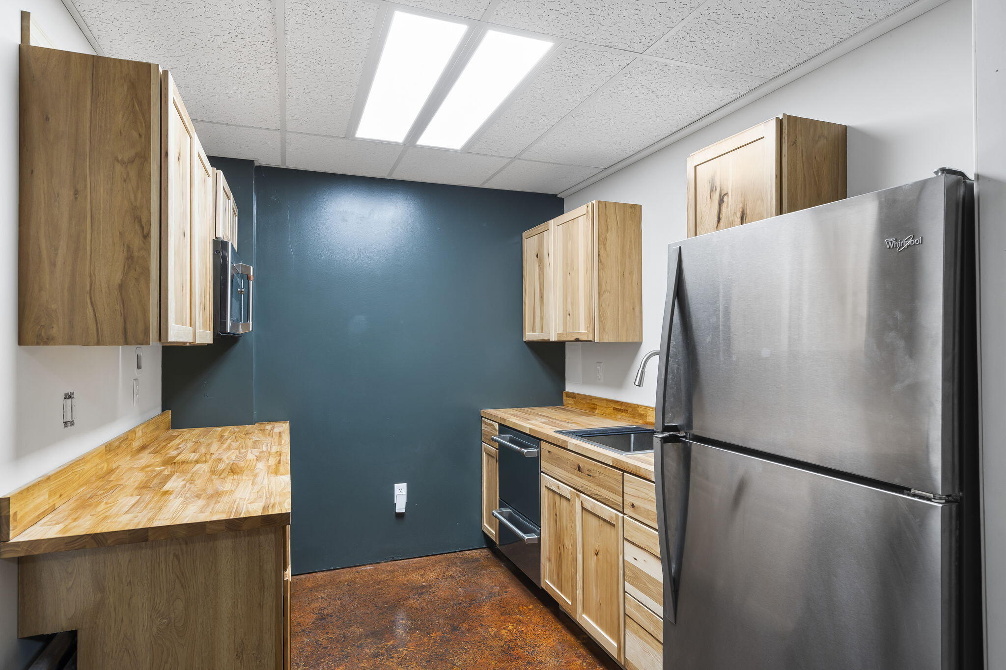 324 Park Central West Property Photo 23