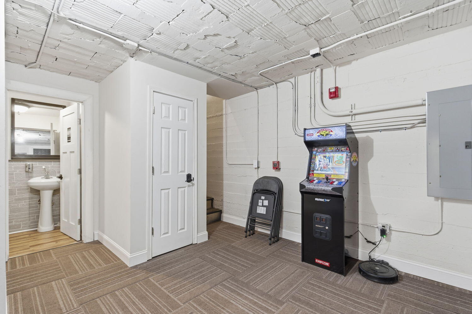 324 Park Central West 110-114 Property Photo 14