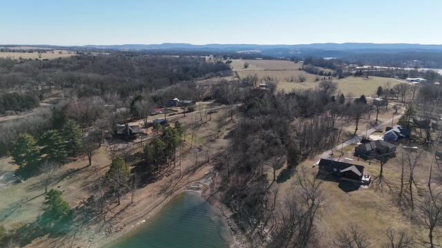 22236 Evergreen Court Property Photo 5