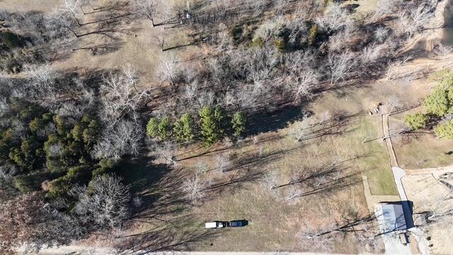 22236 Evergreen Court Property Photo 7