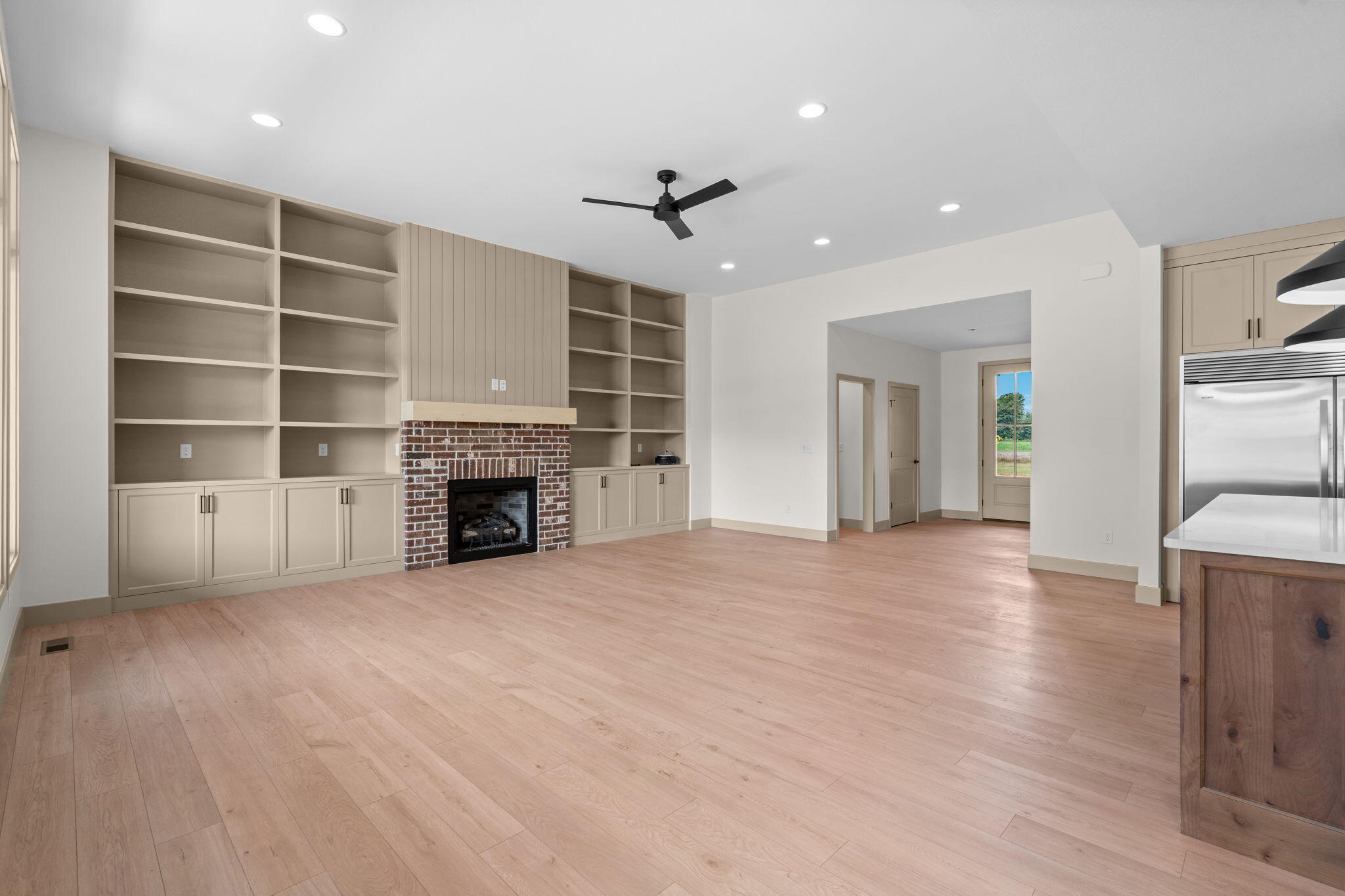 1643 South Crepe Myrtle Lane Property Photo 10