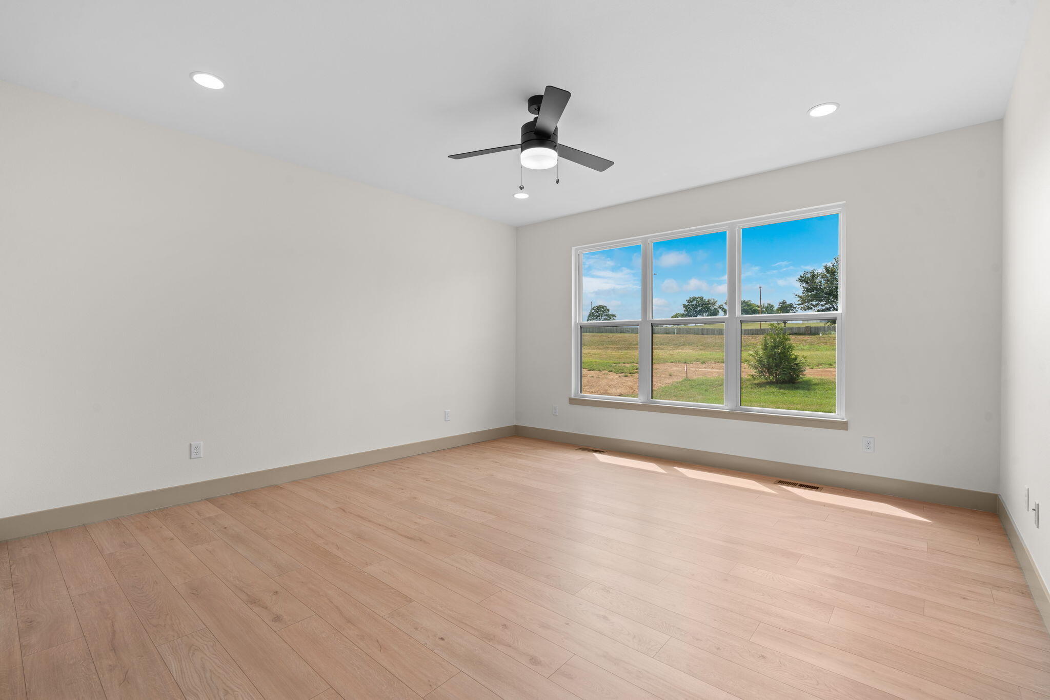 1643 South Crepe Myrtle Lane Property Photo 18