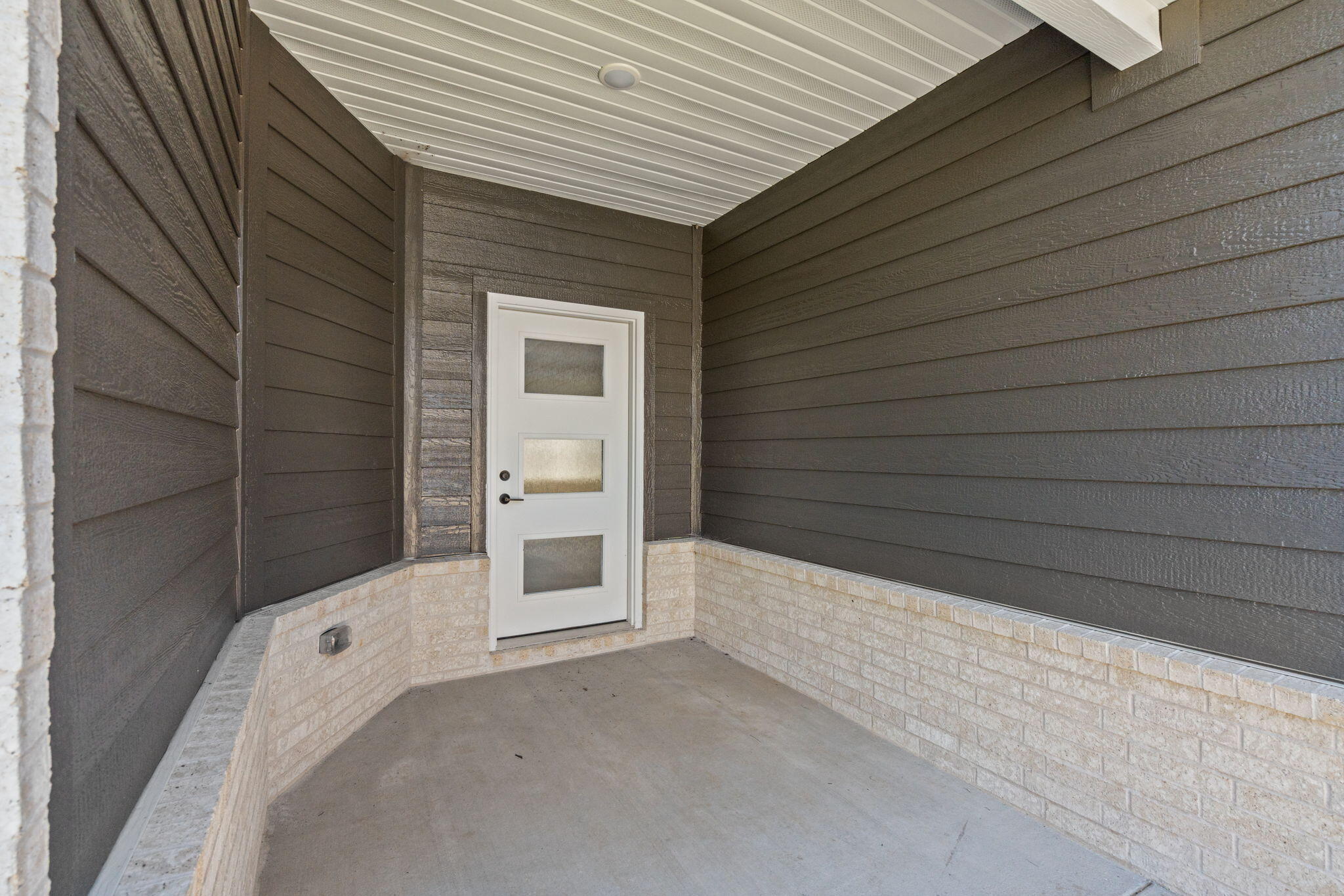 148 East Kelce Lane Property Photo 3