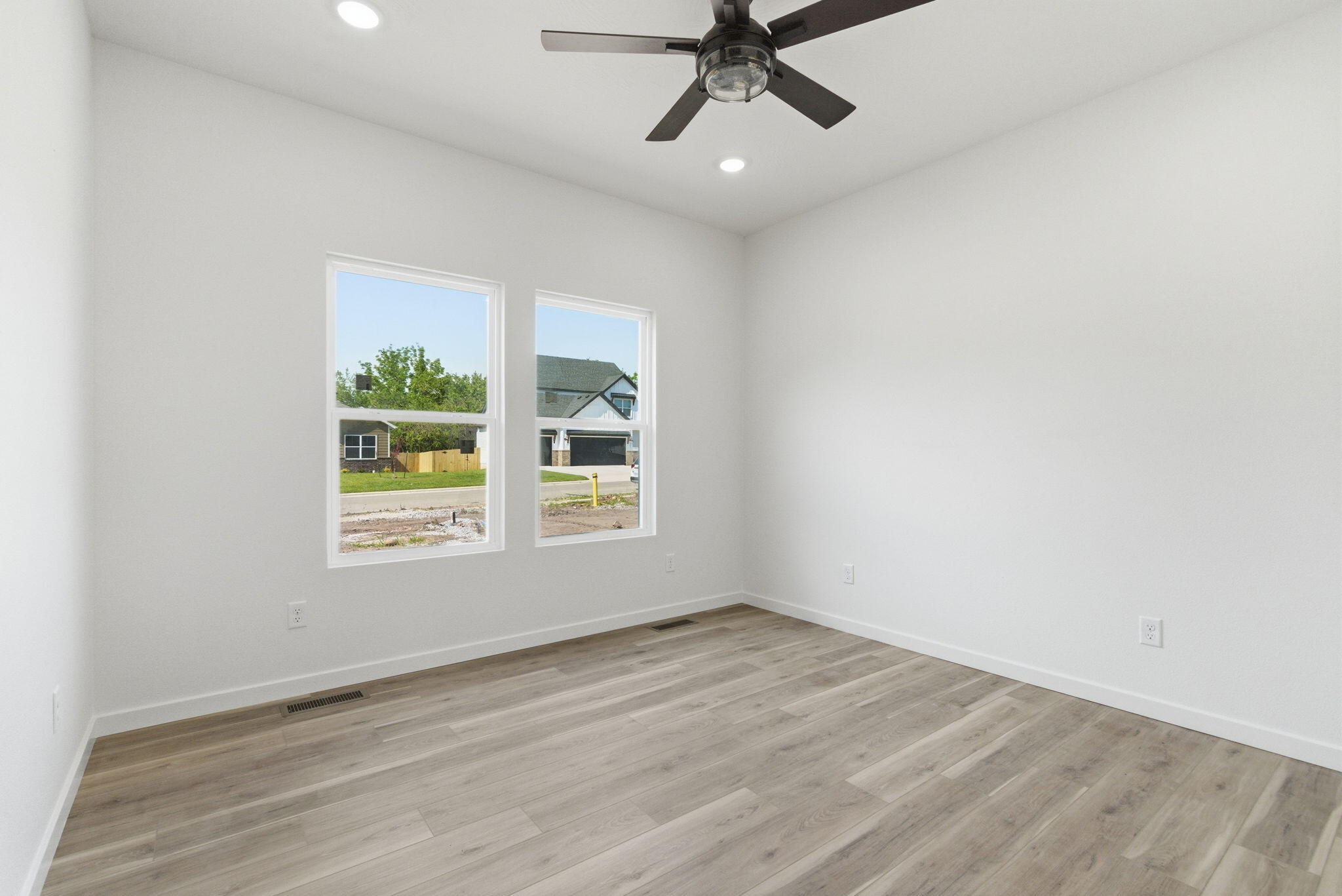 148 East Kelce Lane Property Photo 15