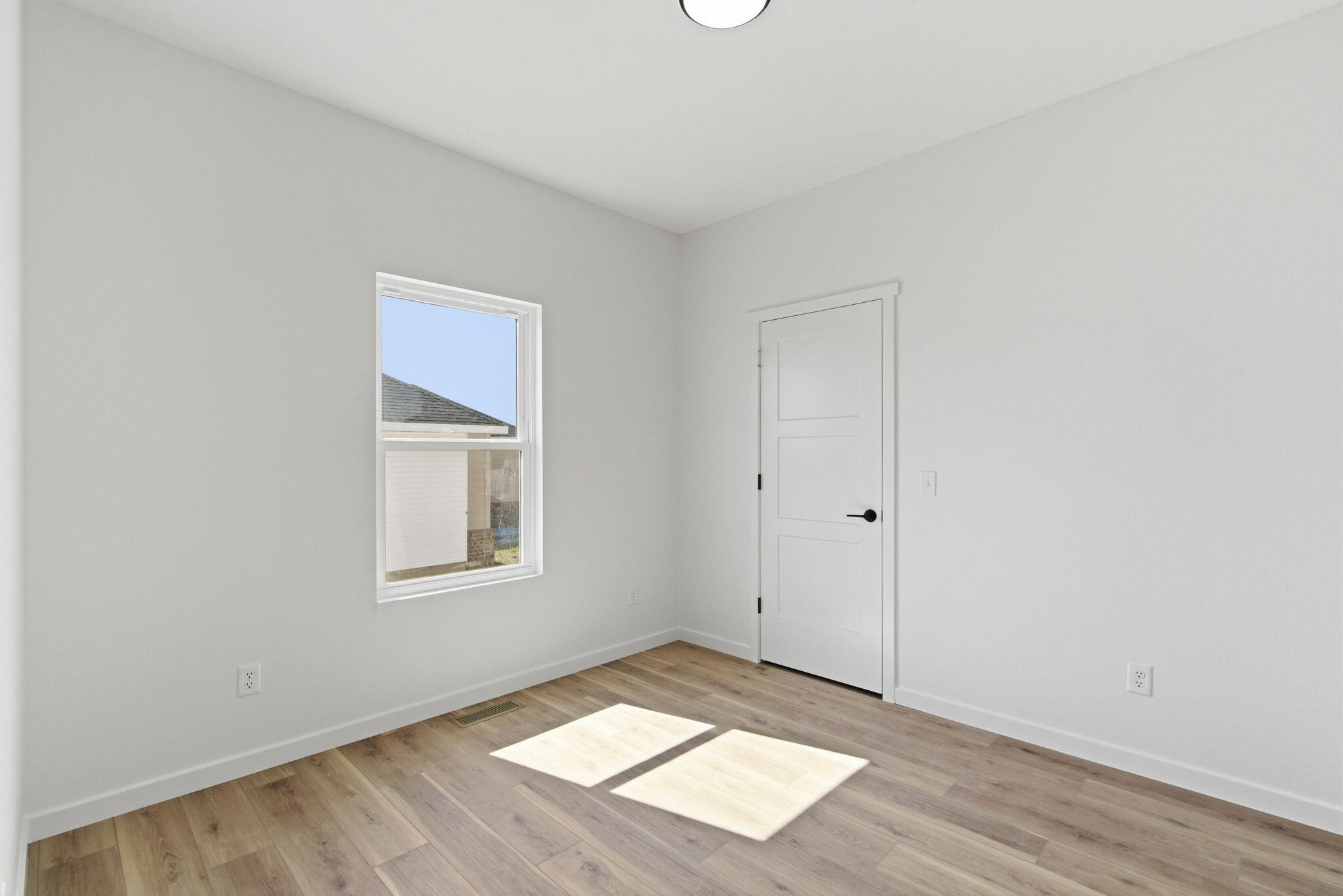 148 East Kelce Lane Property Photo 17