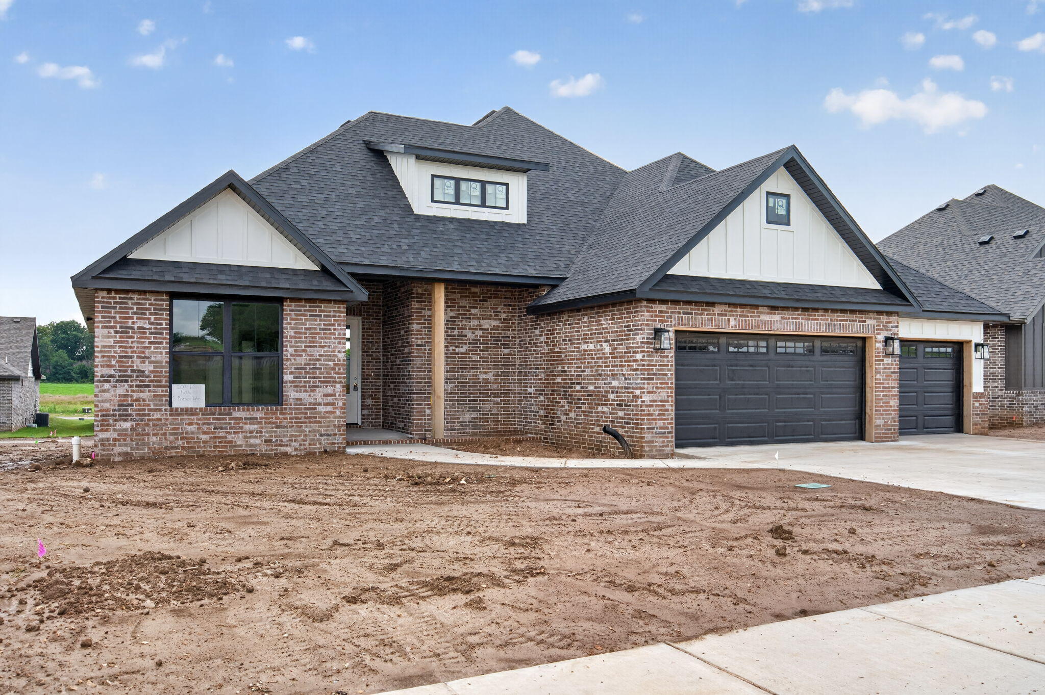 1626 South Pinecone Path Property Photo 3
