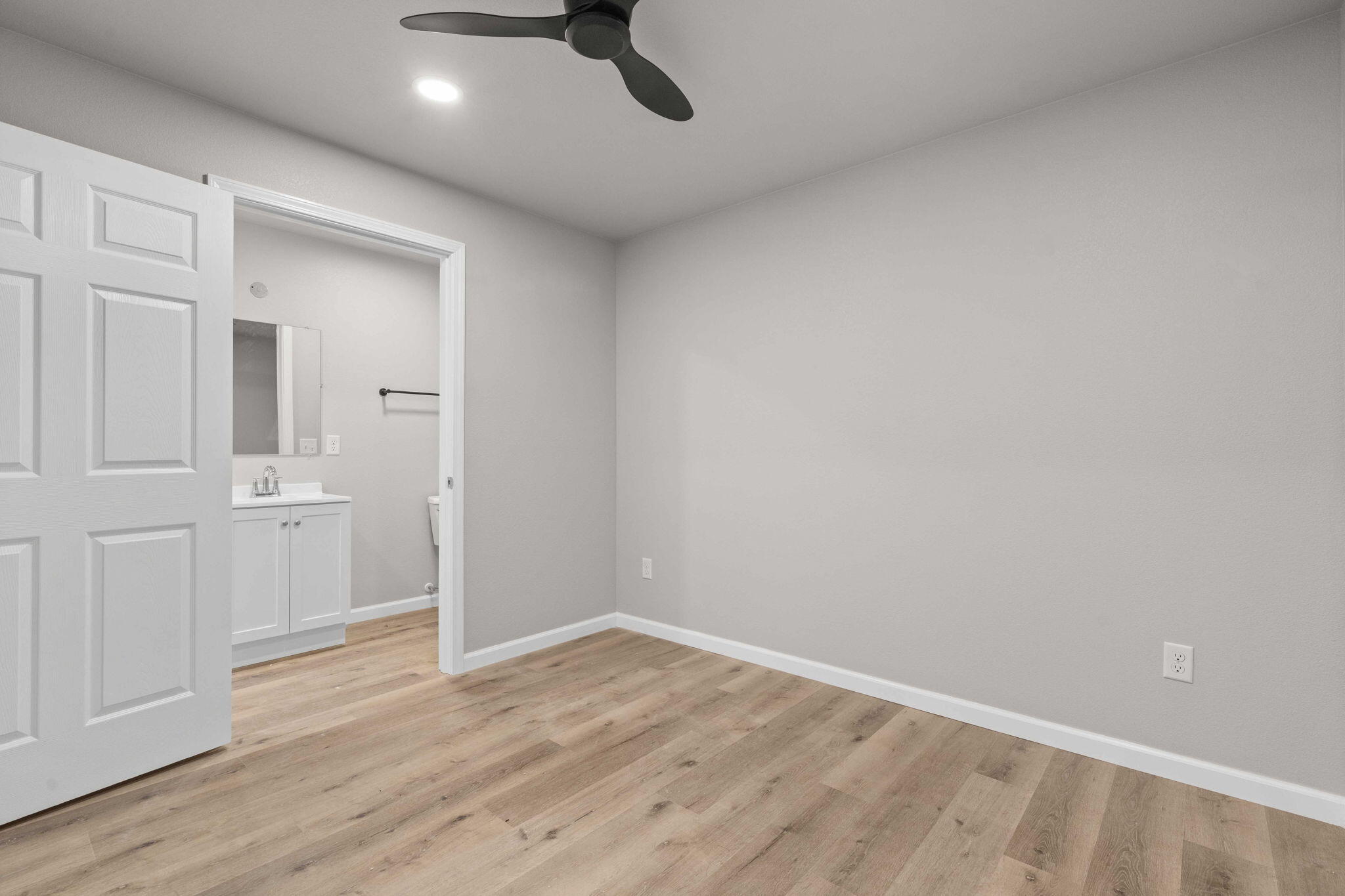 12018 State Hwy 13 Property Photo 33