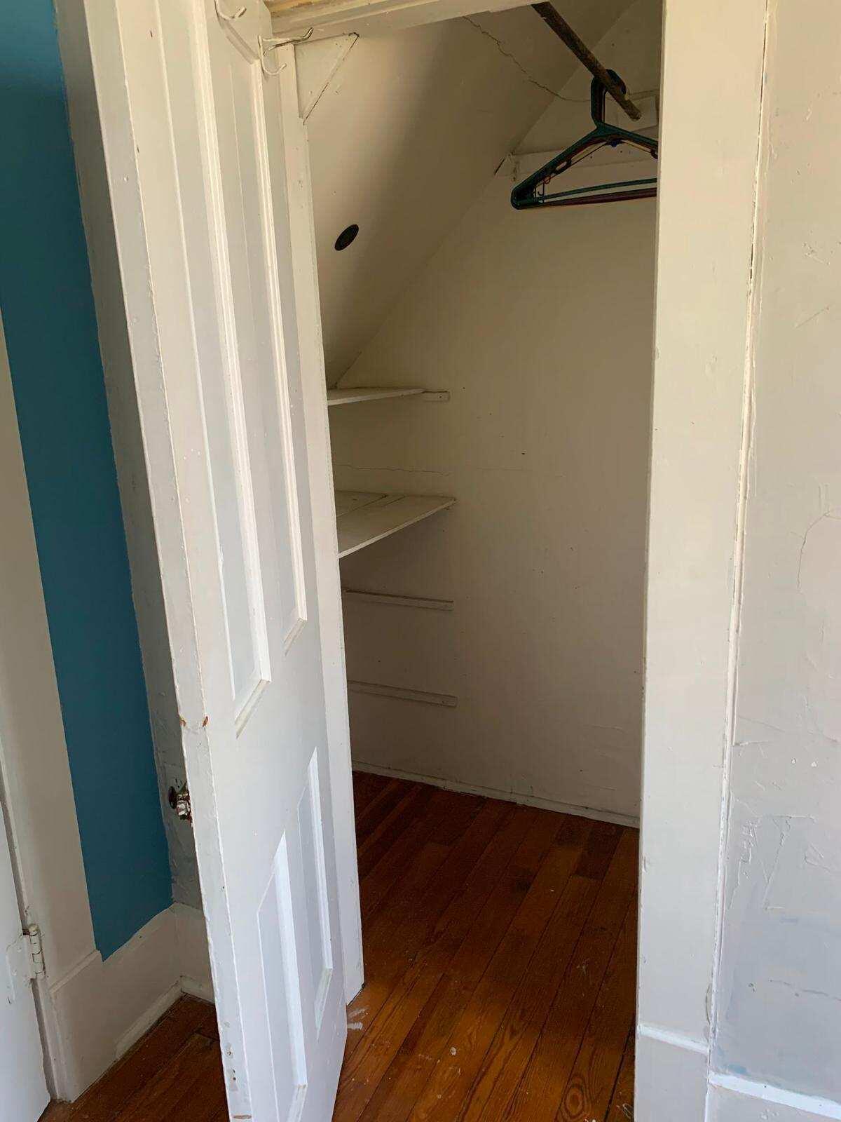 911 Grace Avenue Avenue Property Photo 15