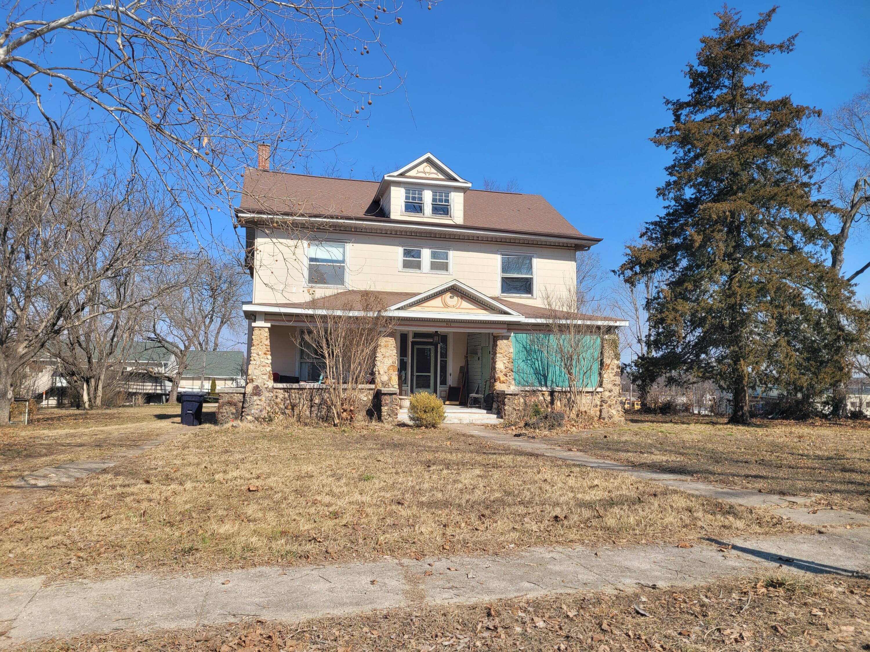 911 Grace Avenue Avenue Property Photo 33