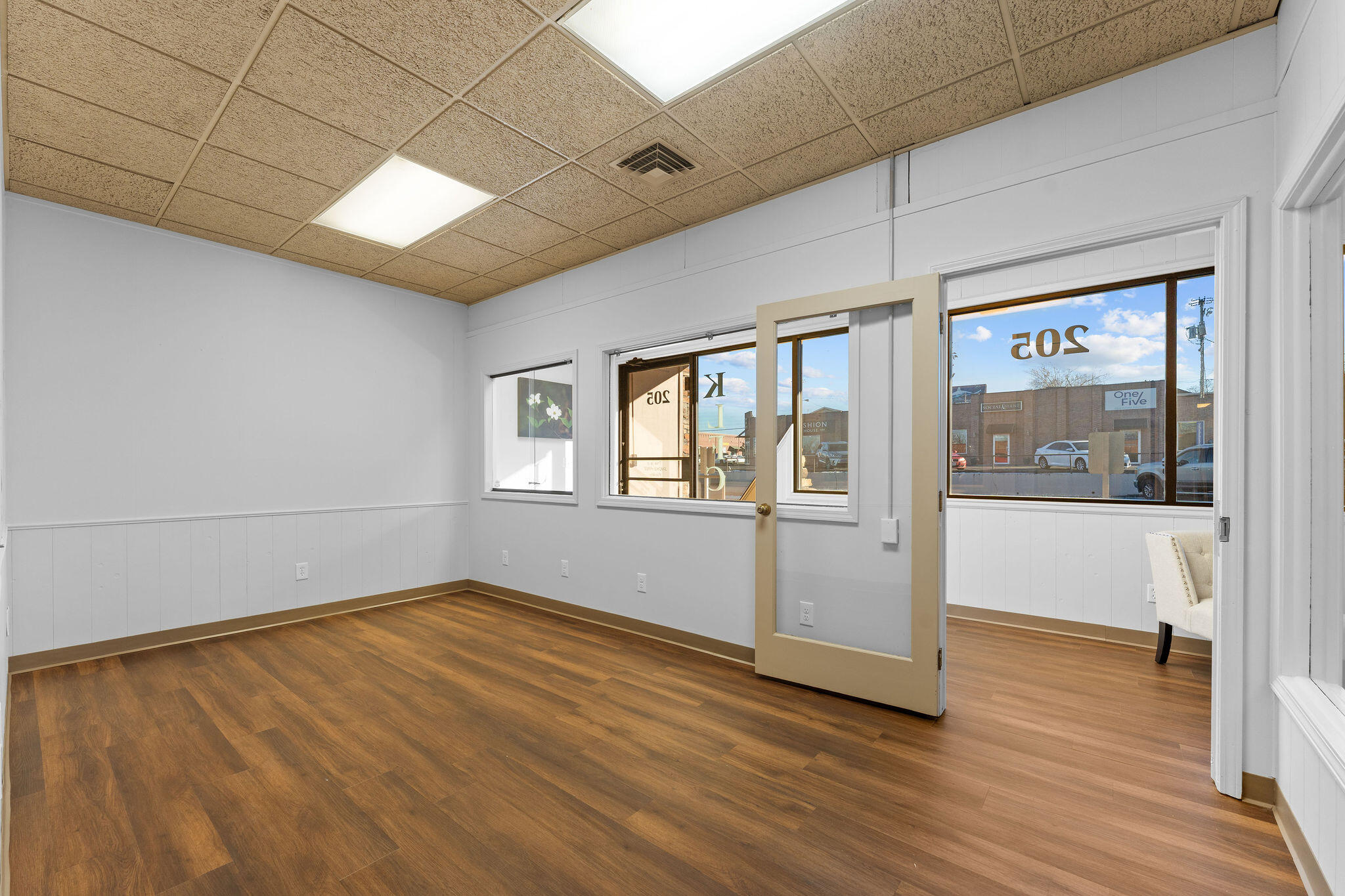 205 West Atlantic Street 2 Property Photo 4