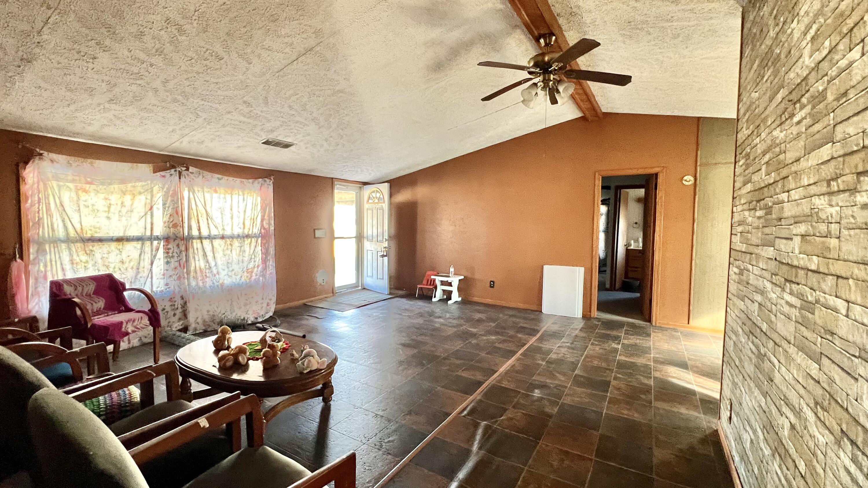 10343 Farm Road 2000 Property Photo 16