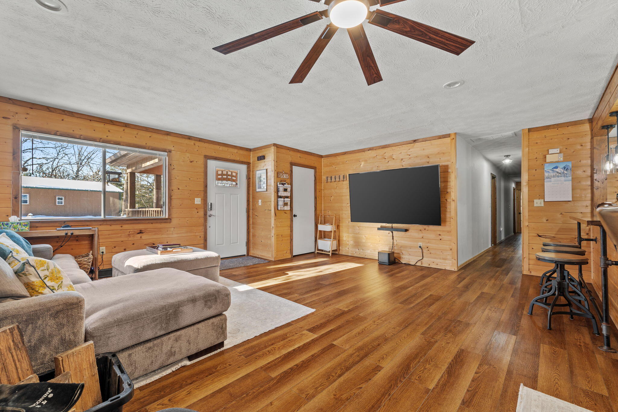 411 Moon Valley Road Property Photo 9