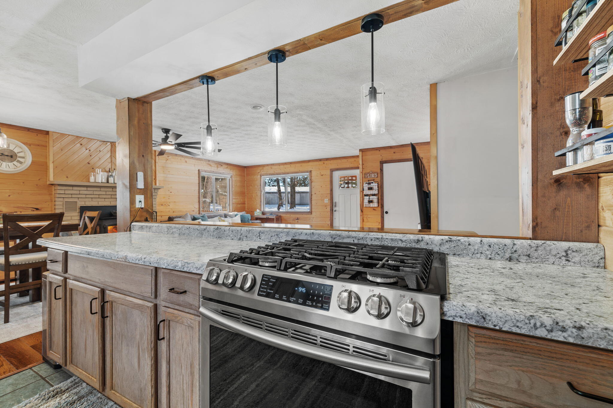 411 Moon Valley Road Property Photo 13
