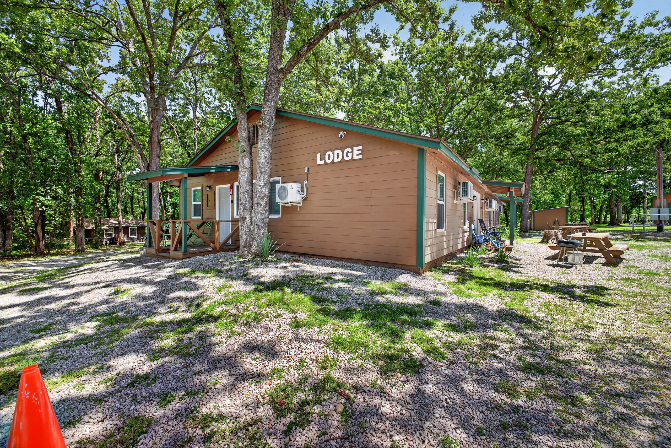 411 Moon Valley Road Property Photo 40