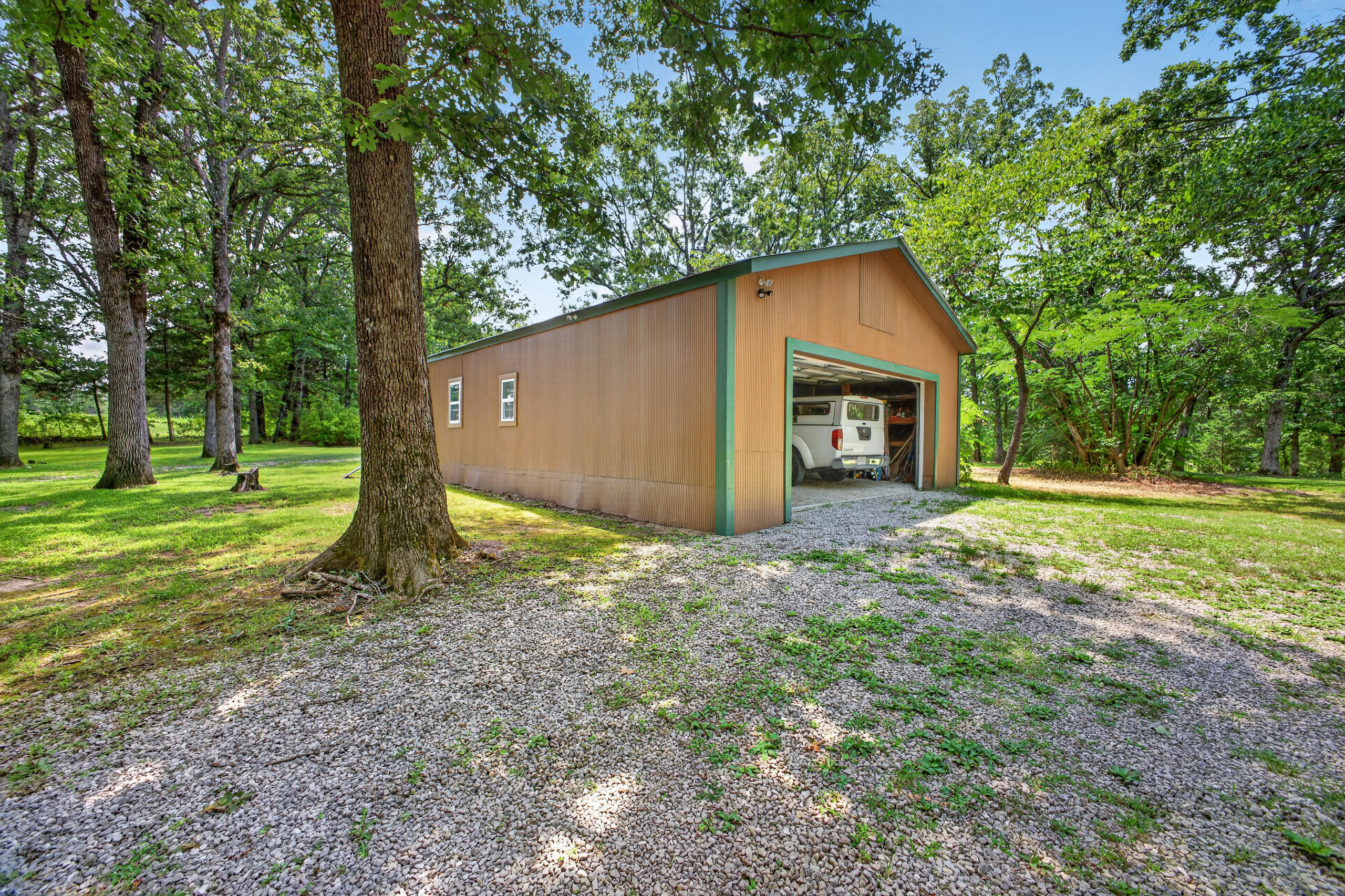411 Moon Valley Road Property Photo 104