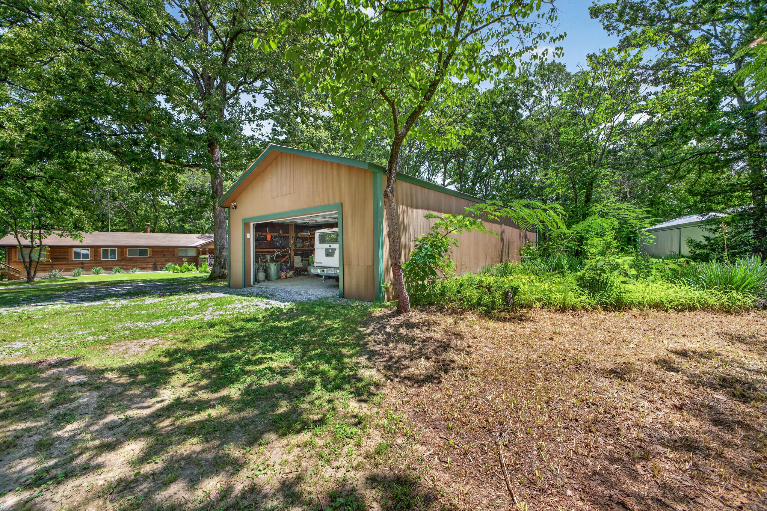 411 Moon Valley Road Property Photo 105