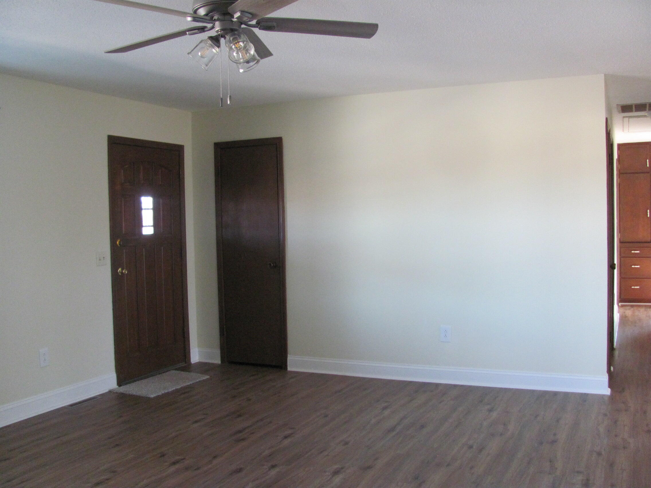 665 North Lemmon Avenue Property Photo 20