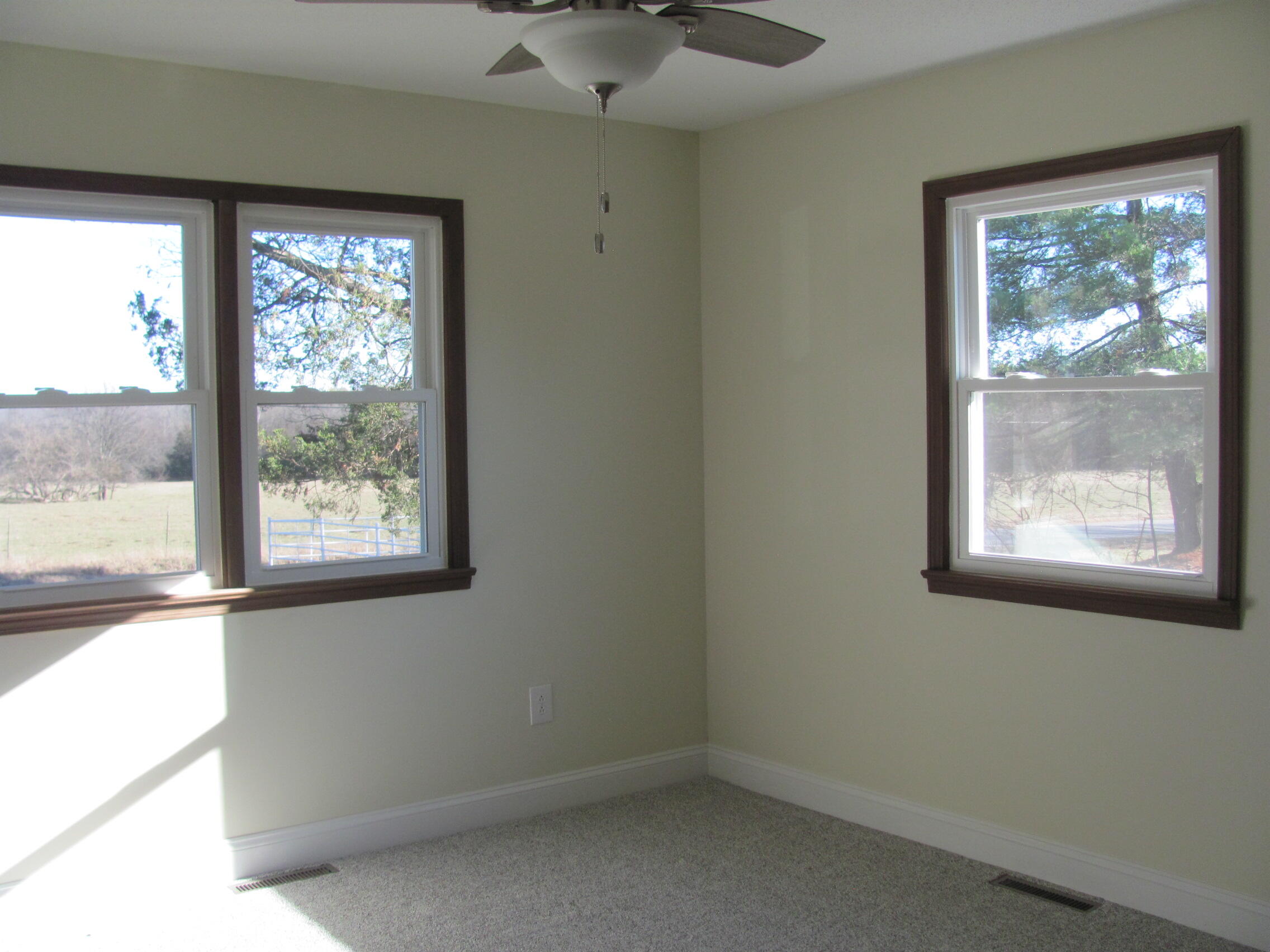 665 North Lemmon Avenue Property Photo 27
