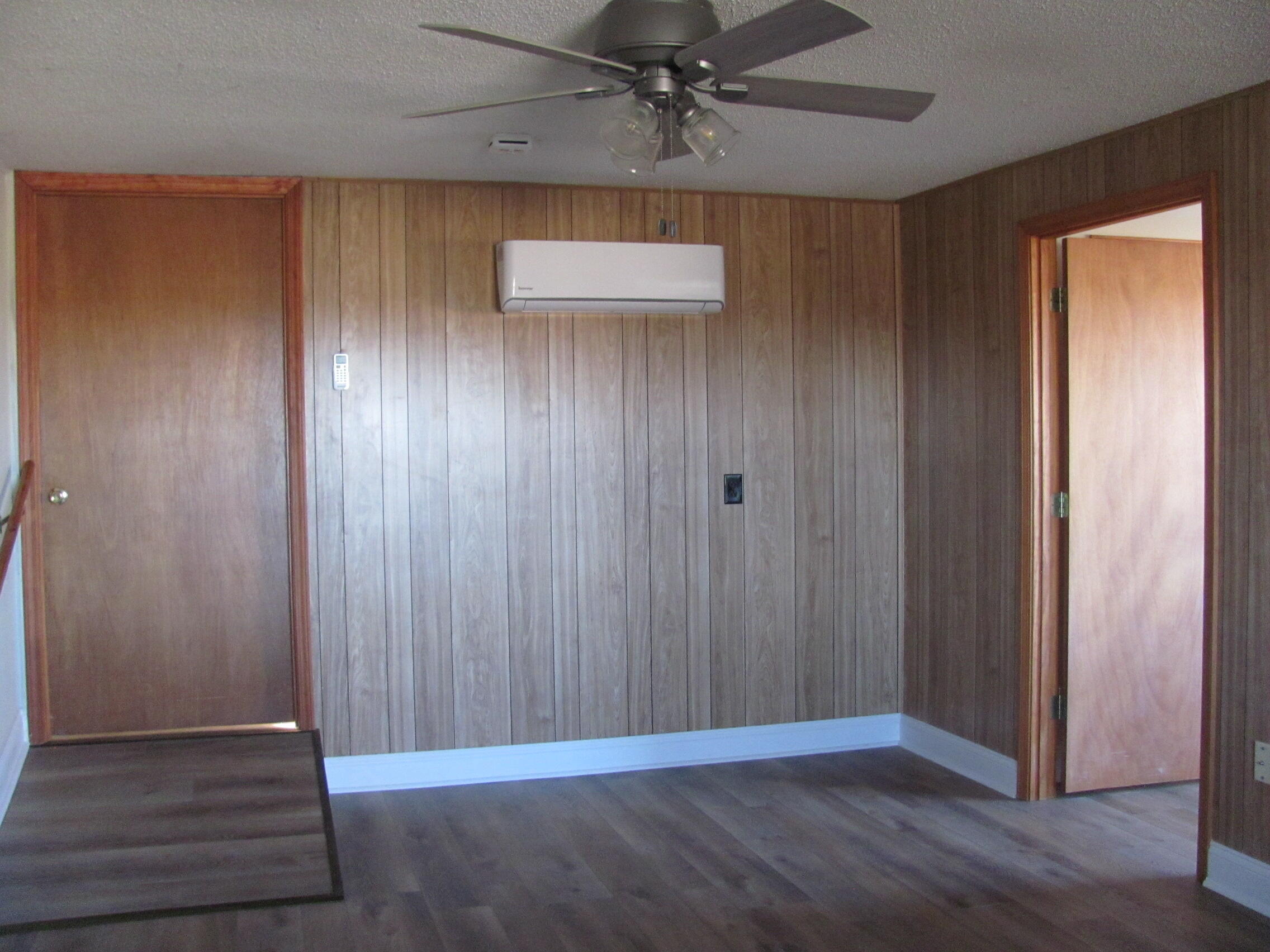 665 North Lemmon Avenue Property Photo 33