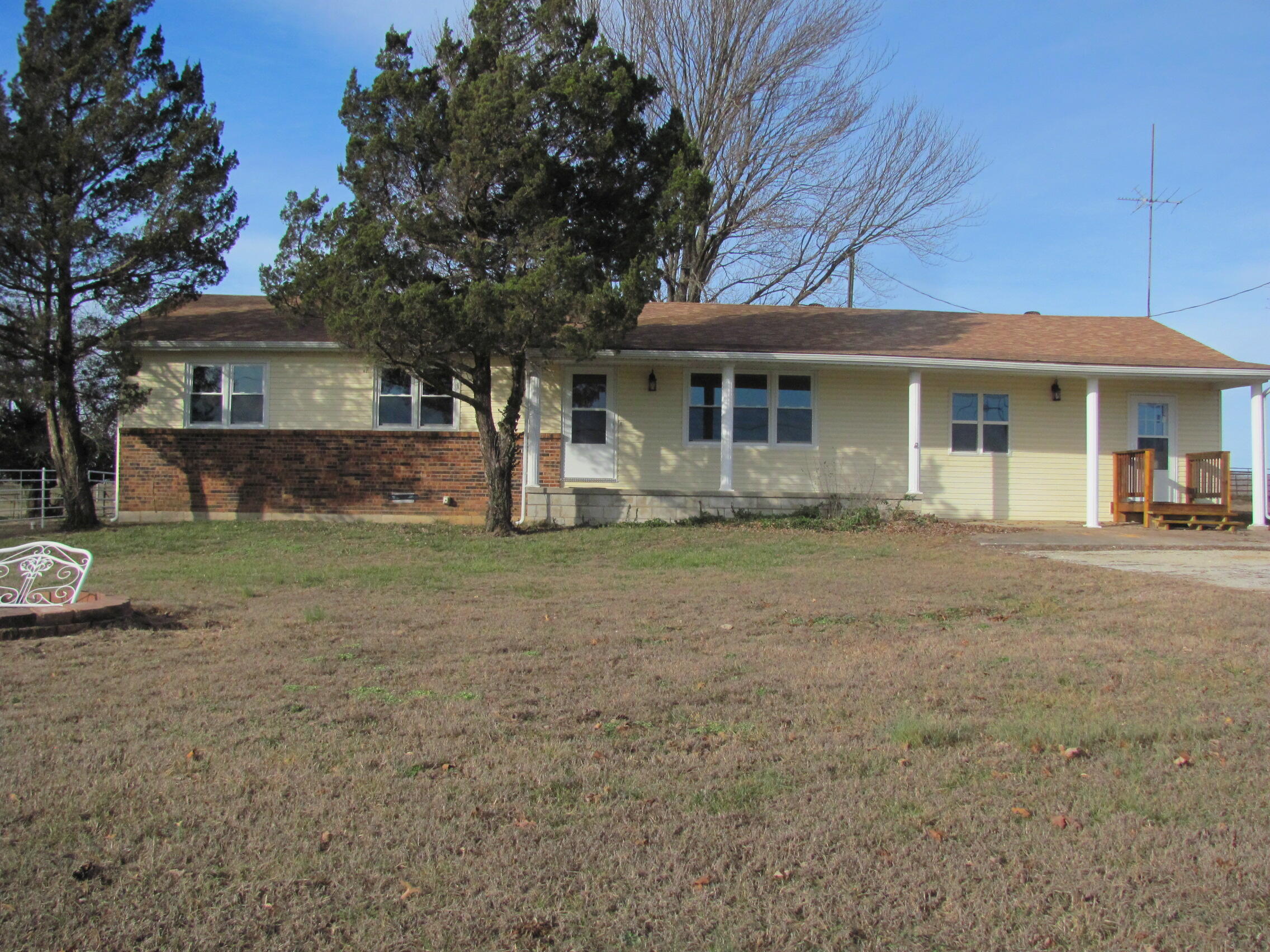 665 North Lemmon Avenue Property Photo 41