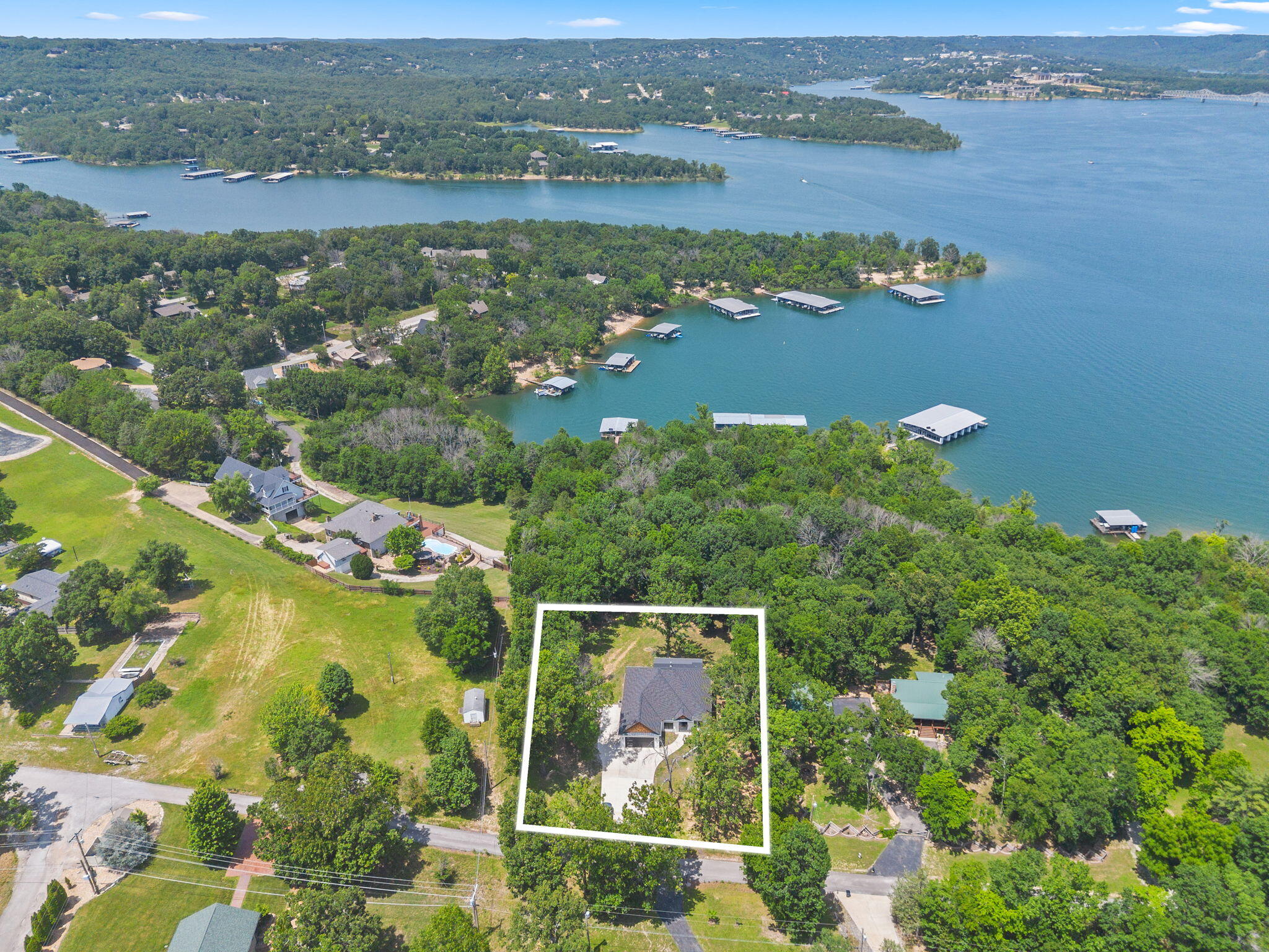 789 Breezy Point Lane Property Photo 1
