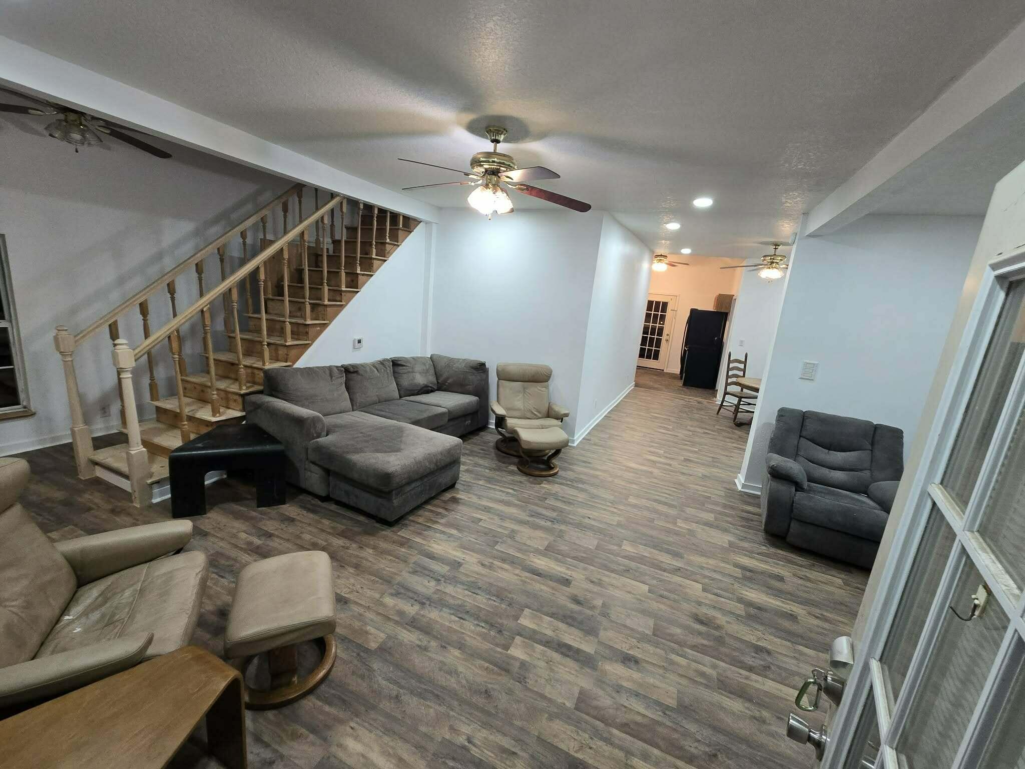 604 North Center Street Property Photo 6