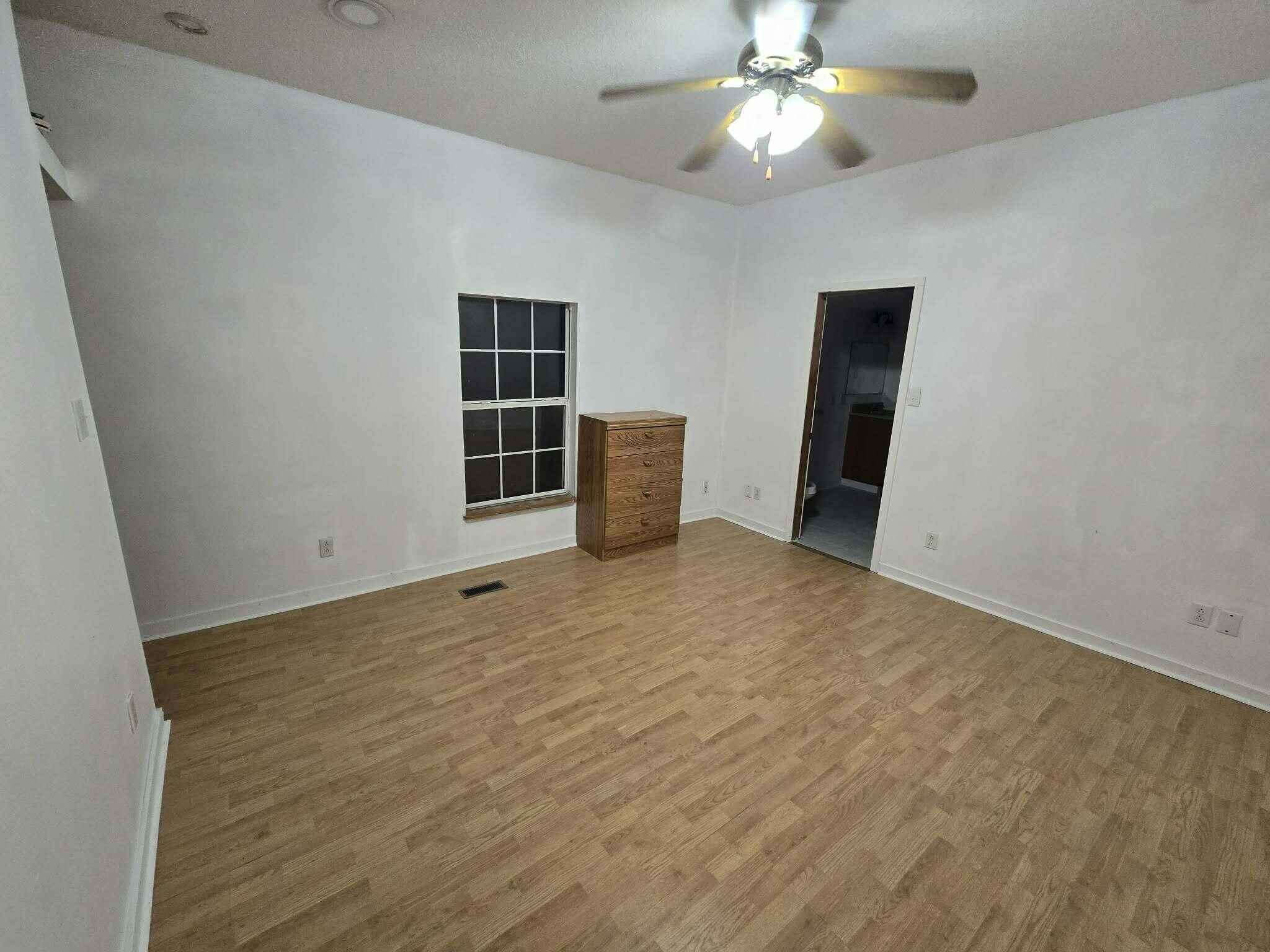 604 North Center Street Property Photo 17