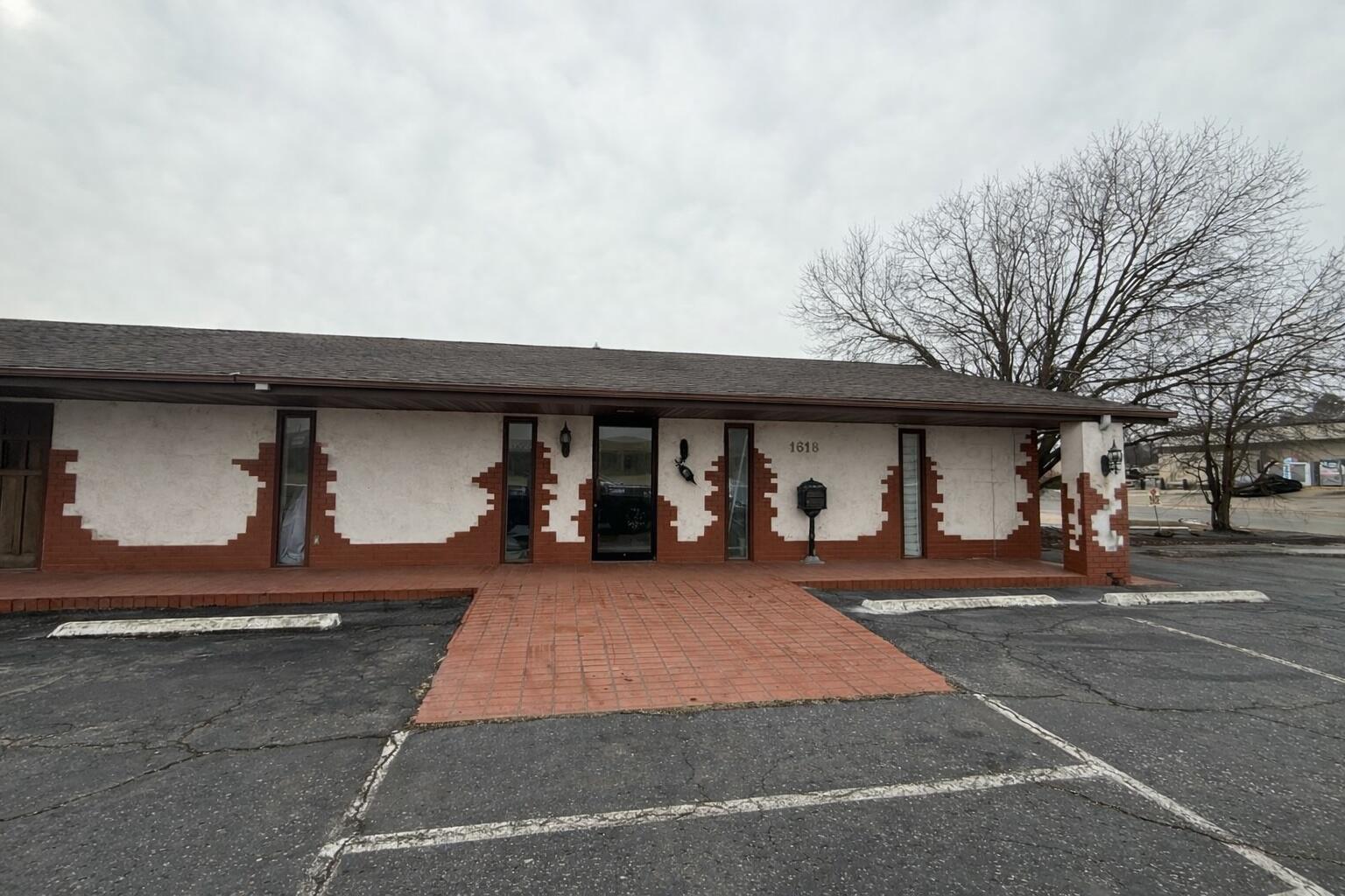 1618 Gibson Avenue Property Photo 8