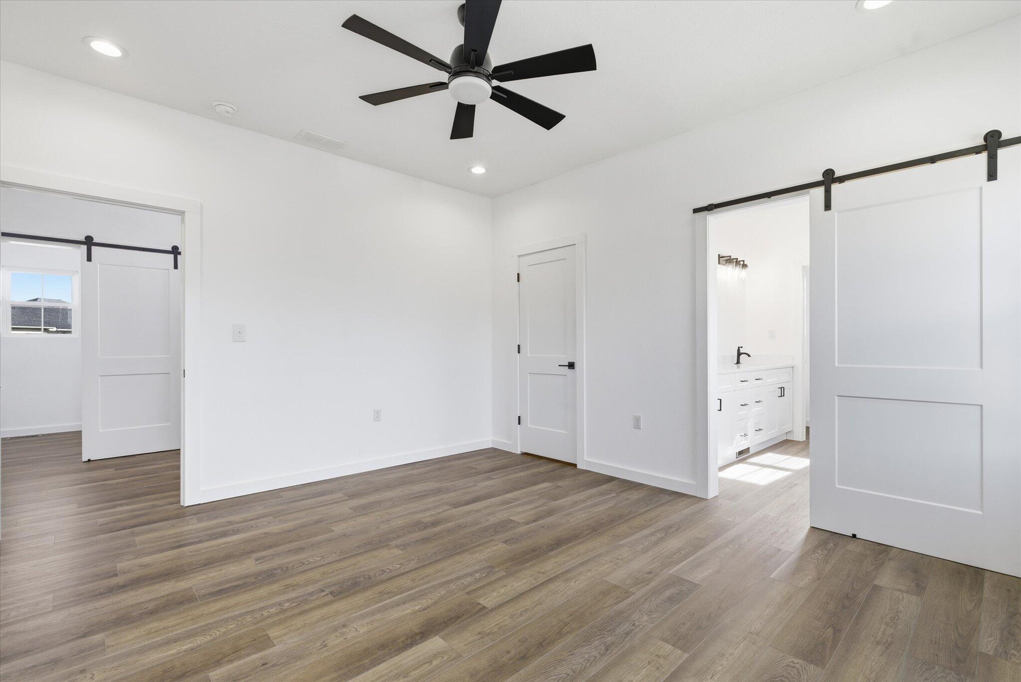 2707 Mayfield Drive Property Photo 14