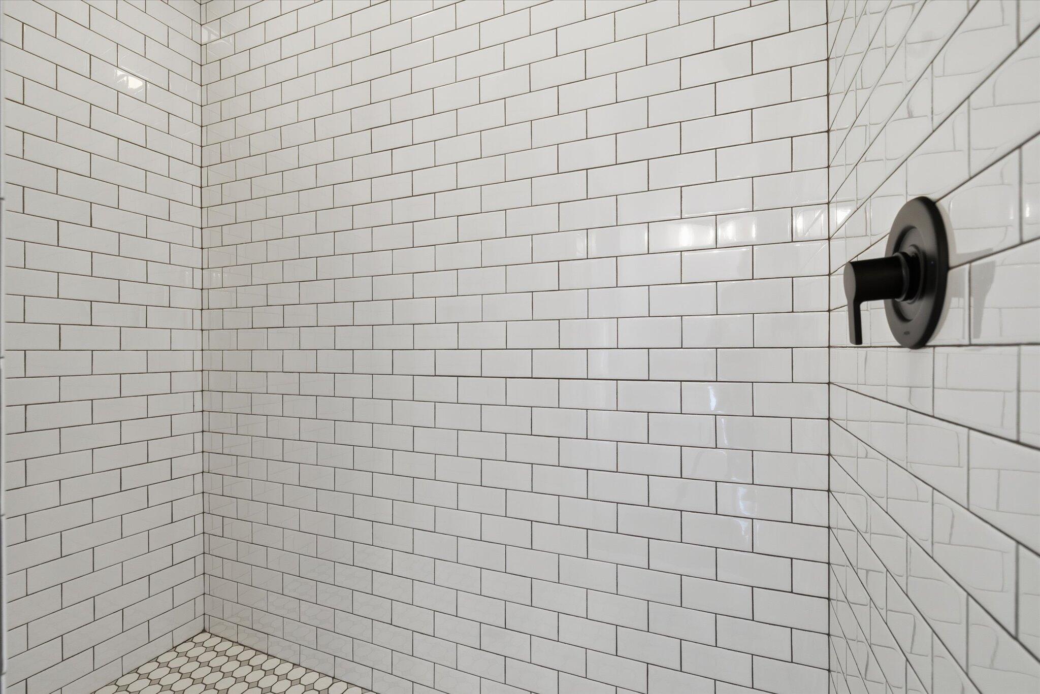 2707 Mayfield Drive Property Photo 17