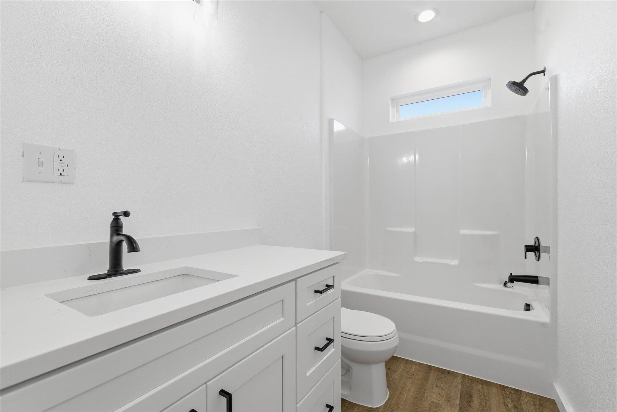 2707 Mayfield Drive Property Photo 21