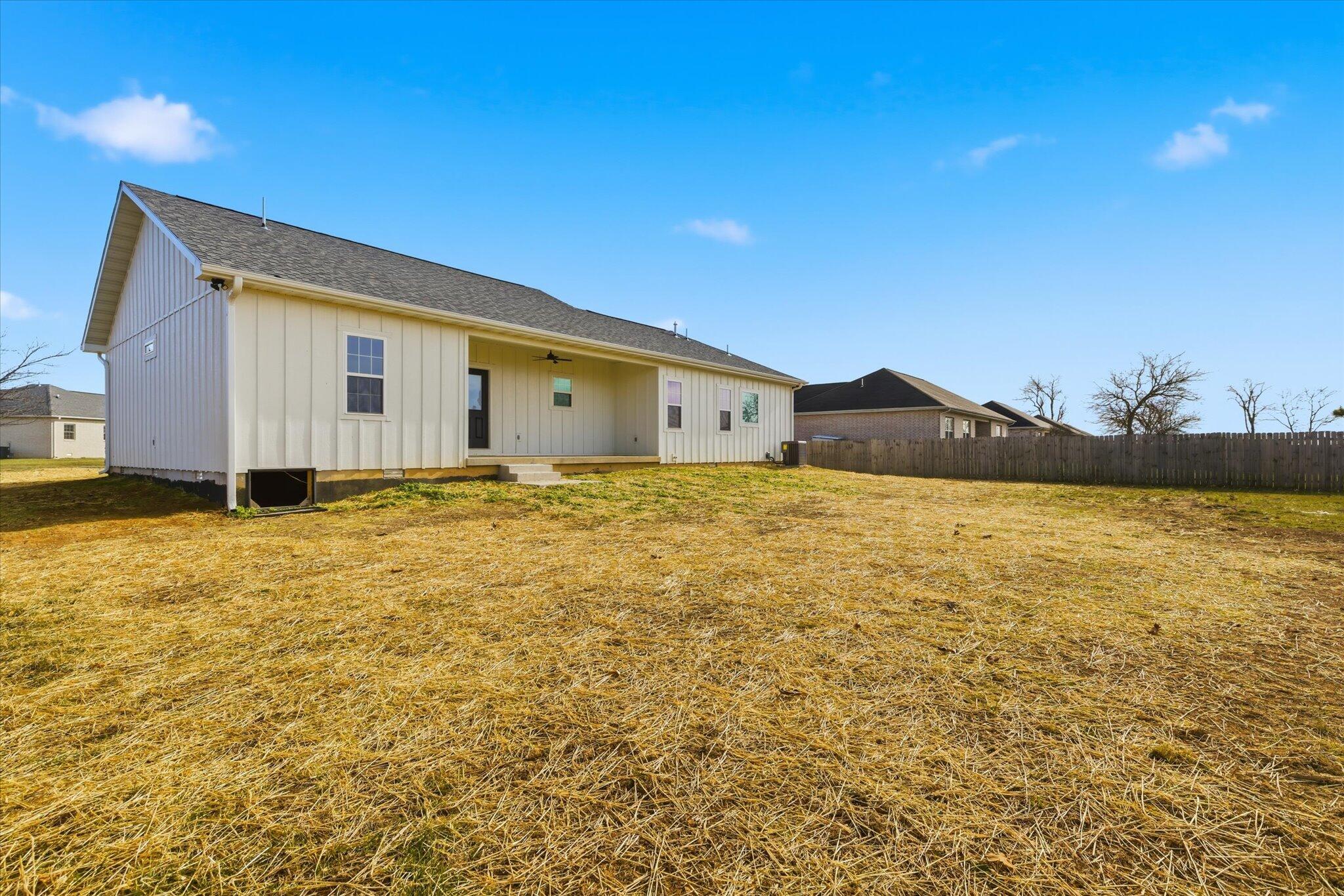2707 Mayfield Drive Property Photo 24